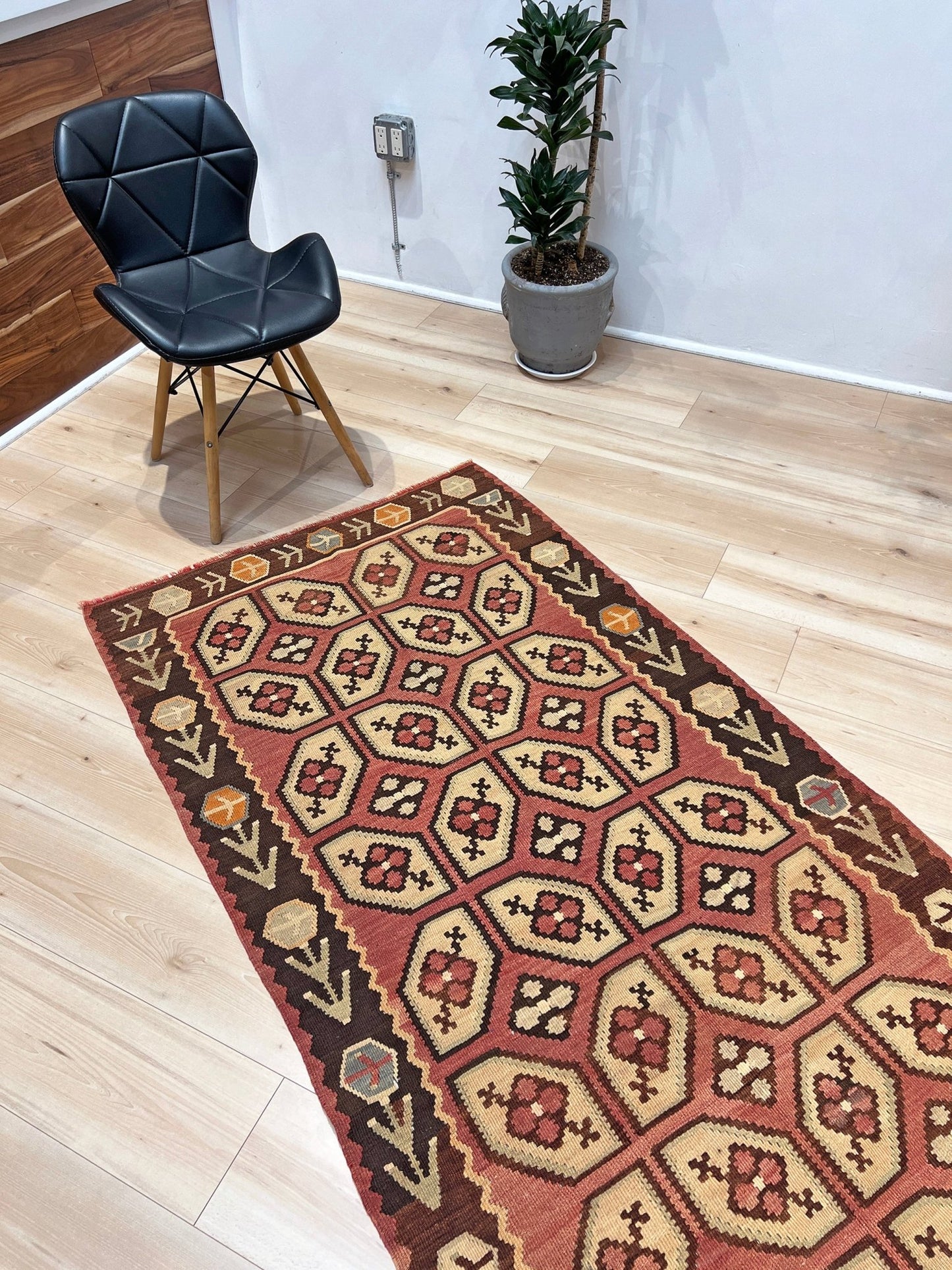 Handmade neutral color kilim rug shop san francisco bay area. Small wool flatweave carpet buy online.