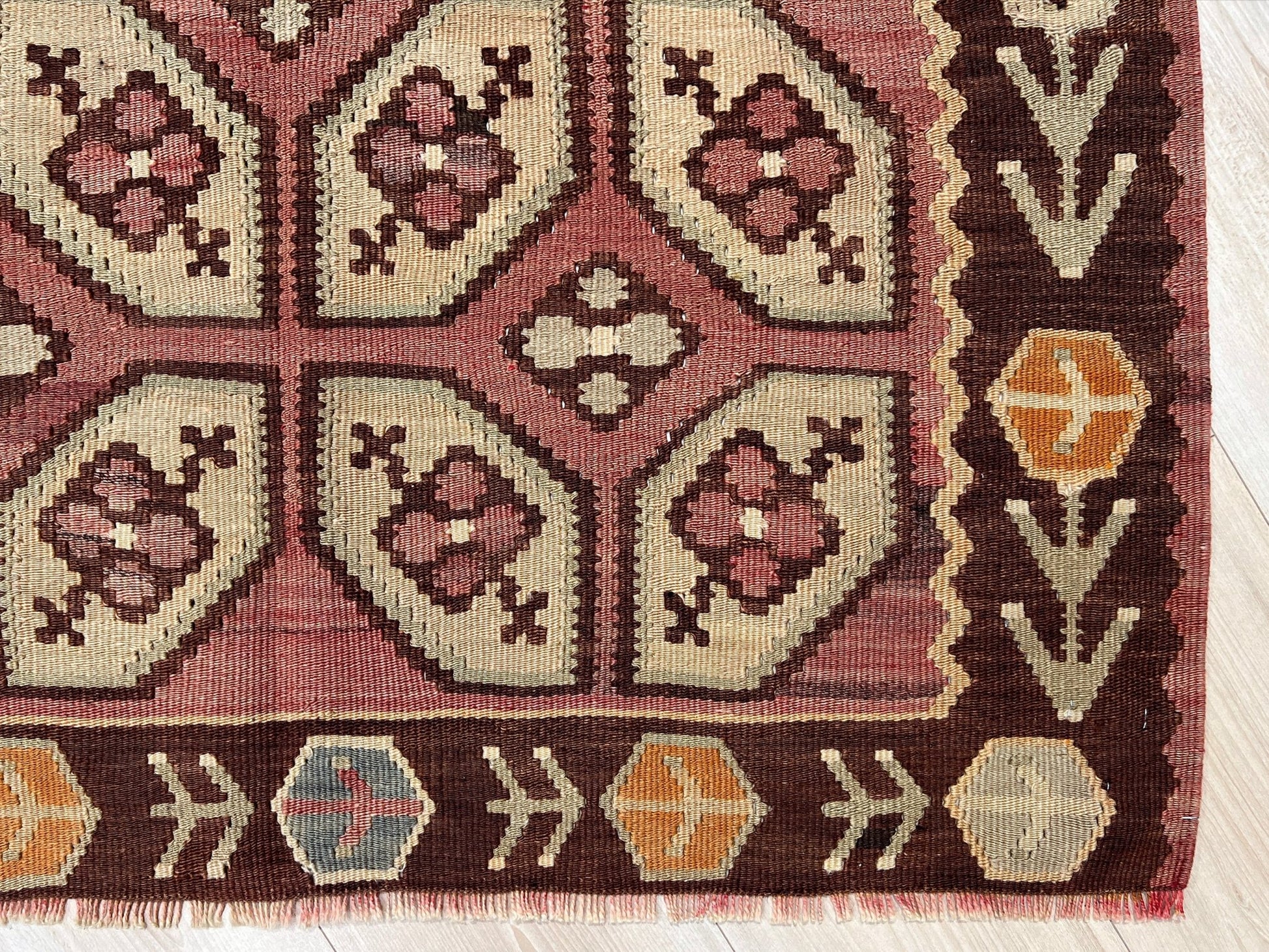 Handmade neutral color kilim rug shop san francisco bay area. Small wool flatweave carpet buy online.