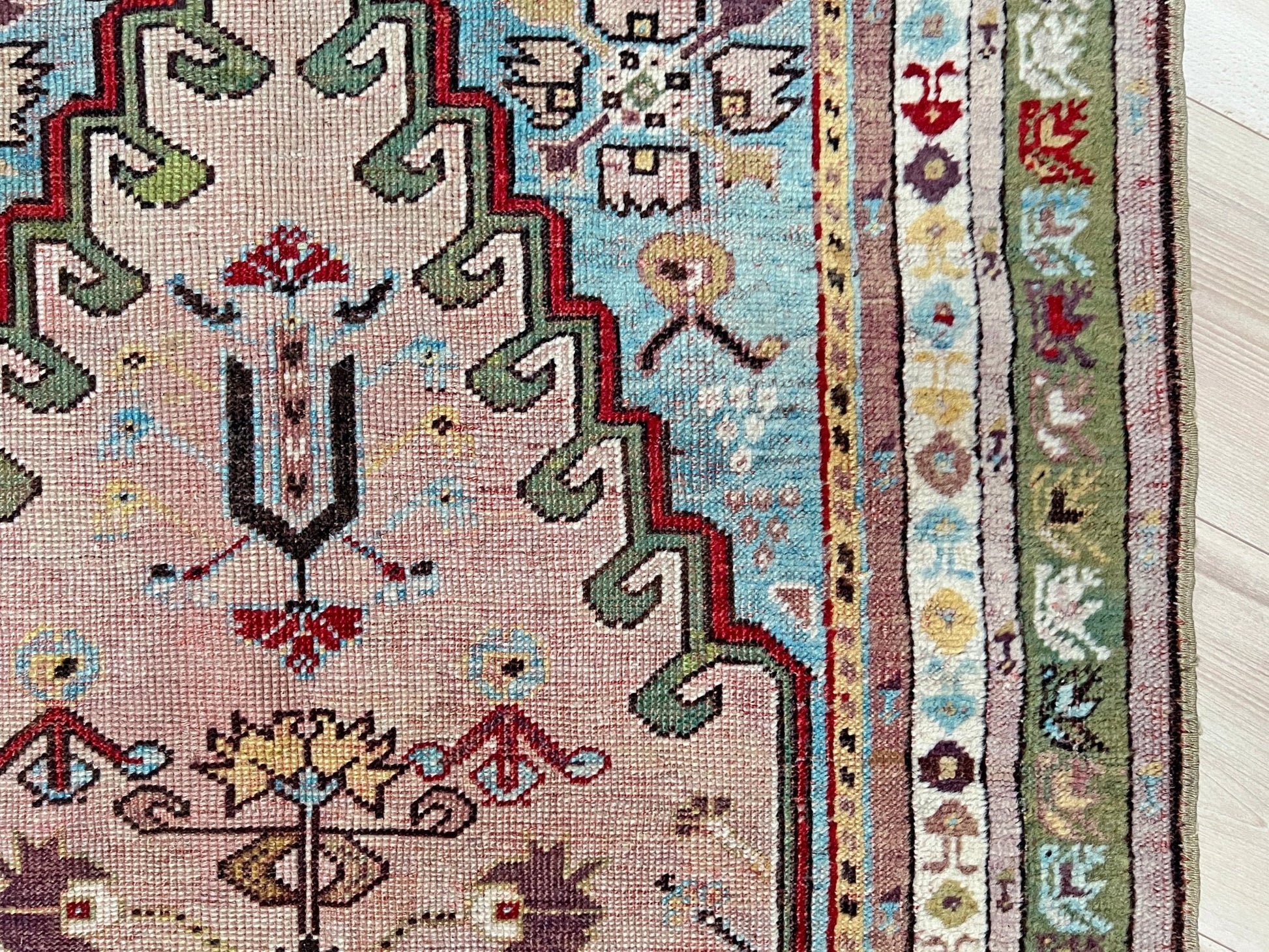 Kirsehir antique turkish prayer rug shop san francisco bay area. Wall hanging rug. Oriental rug shop. Buy handmade wool rug