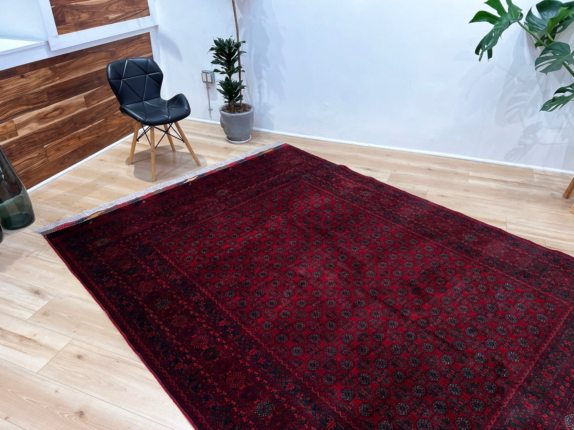 Khoja Roshnai Red Turkmen Rug. Handmade Wool Afghan Rug. Oriental rug shop san francisco bay area Menlo Park Palo Alto