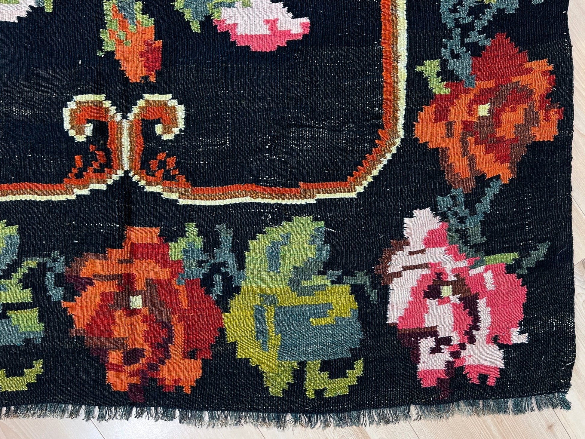 Rose kilim rug shop san francisco bay area. Handmade wool flatweave rug shop. 