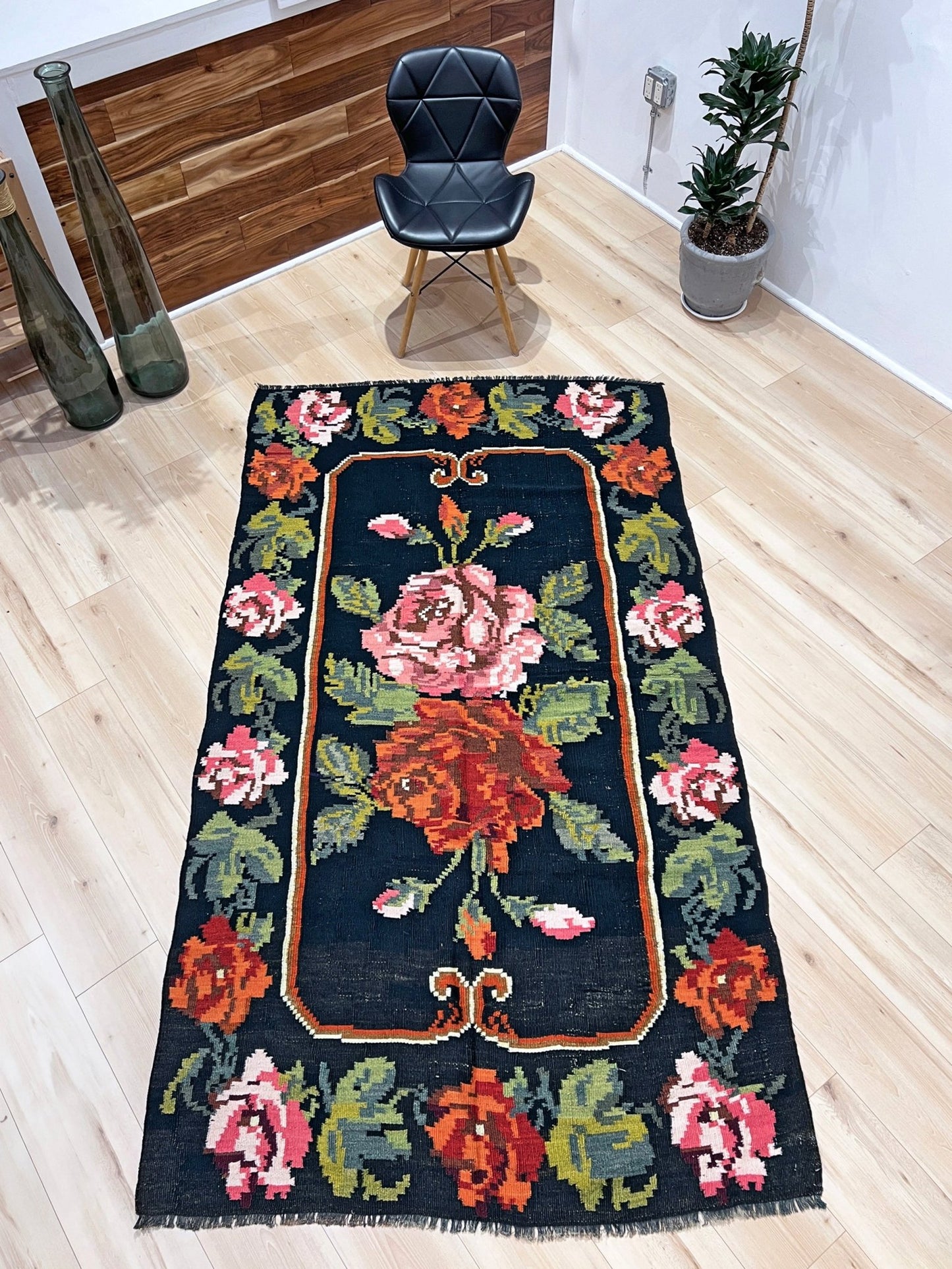 Rose kilim rug shop san francisco bay area. Handmade wool flatweave rug shop. 