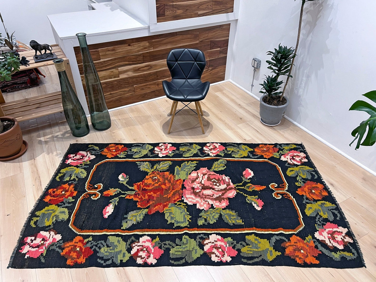 Rose kilim rug shop san francisco bay area. Handmade wool flatweave rug shop. 