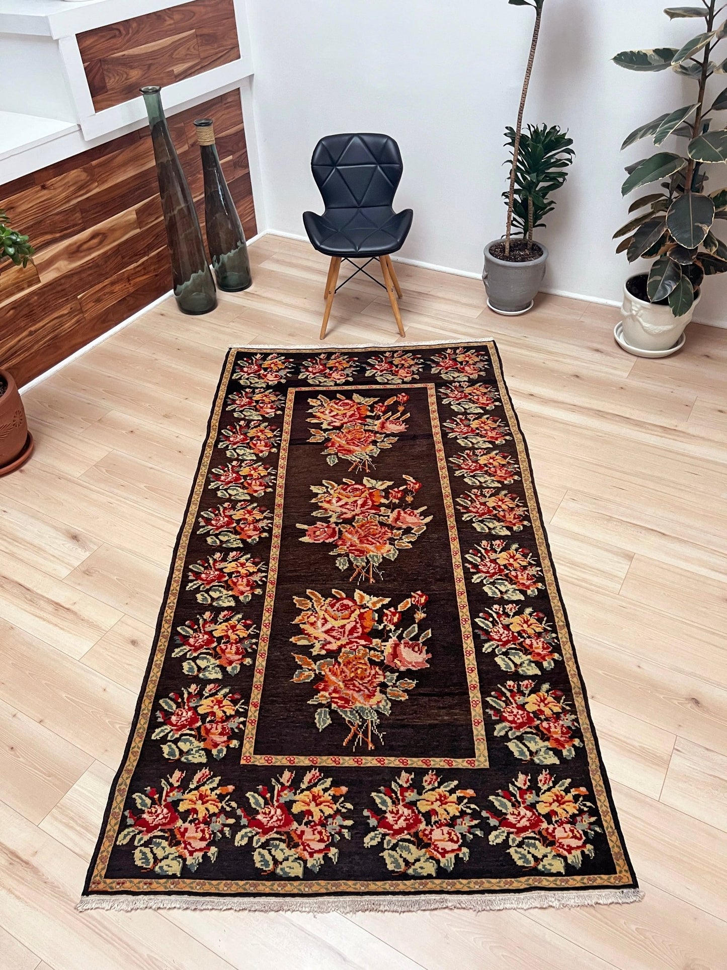 KARABAGH armenian vintage Scatter rug. Oriental rug shop san francisco bay area. Buy handmade wool rug online free shipping