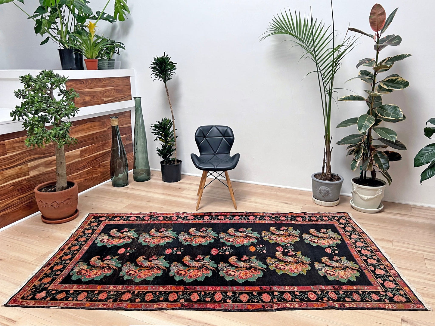 KARABAGH armenian vintage Scatter rug. Oriental rug shop san francisco bay area. Buy handmade wool rug online free shipping