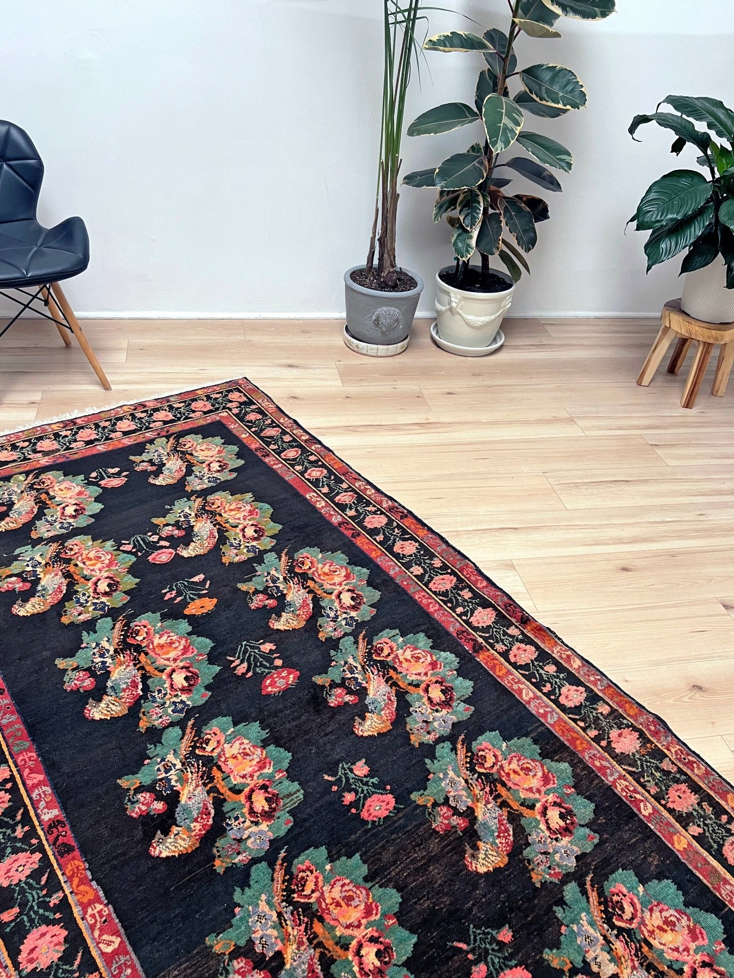 KARABAGH armenian vintage Scatter rug. Oriental rug shop san francisco bay area. Buy handmade wool rug online free shipping