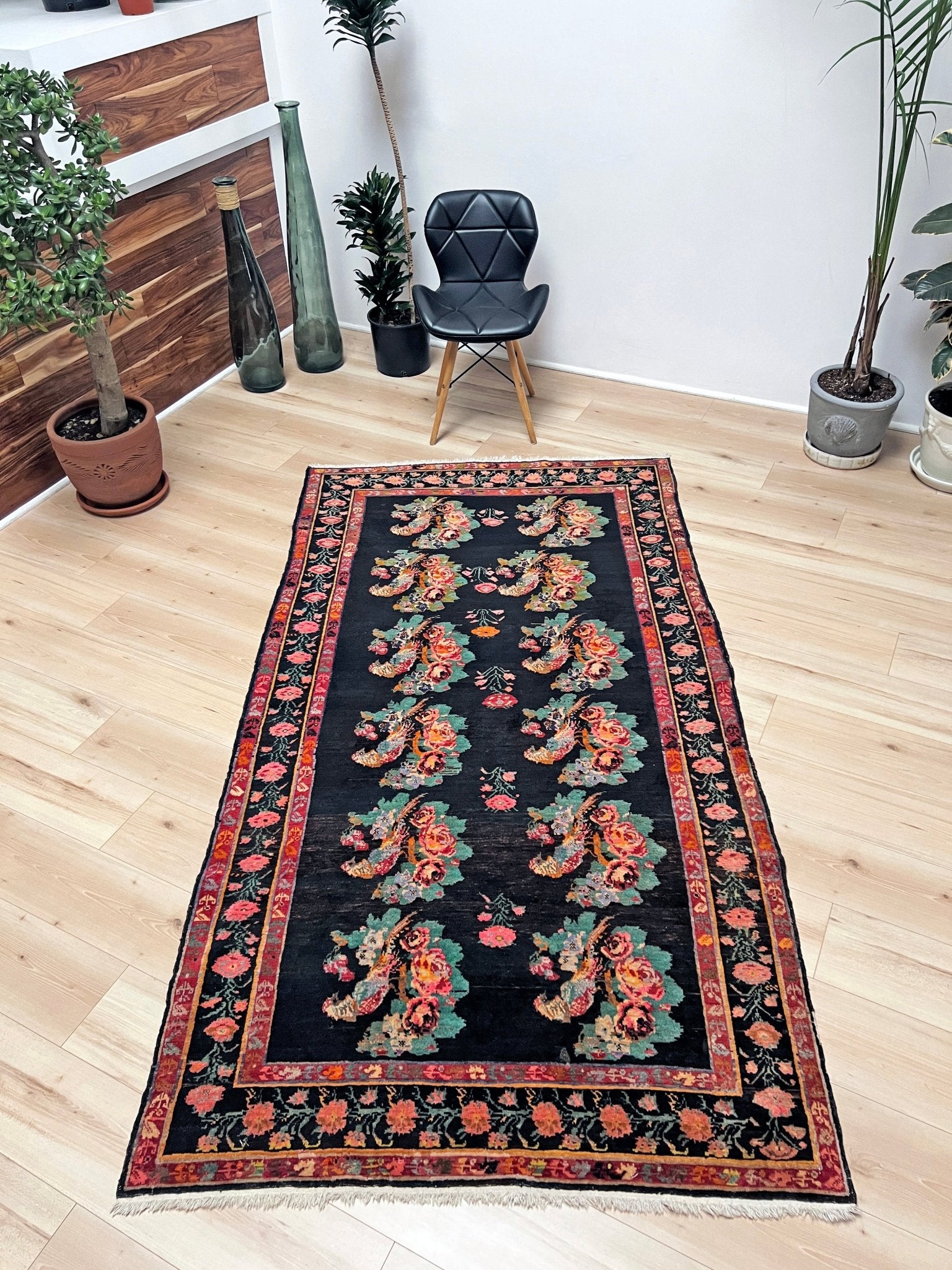 KARABAGH armenian vintage Scatter rug. Oriental rug shop san francisco bay area. Buy handmade wool rug online free shipping