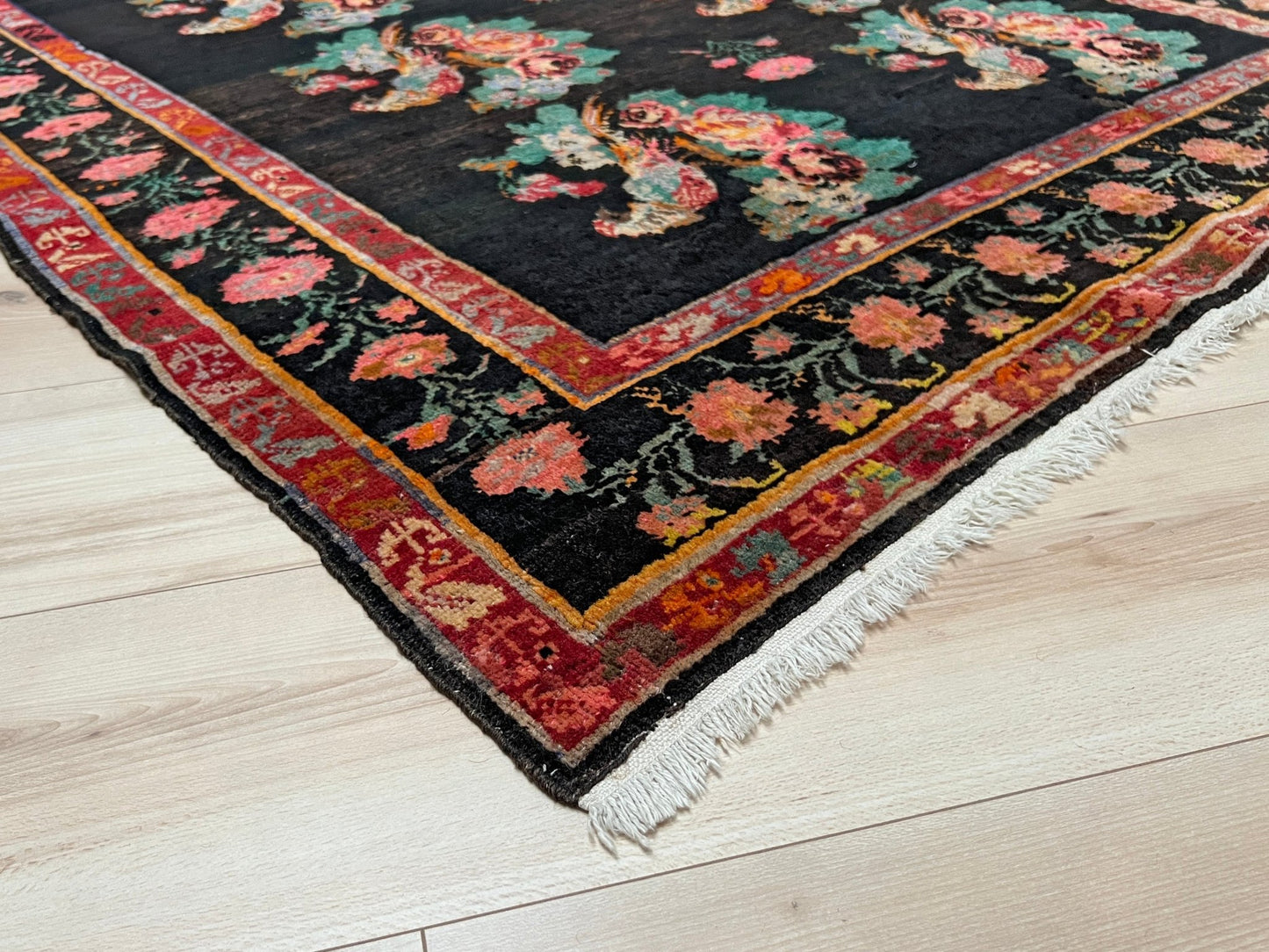 KARABAGH armenian vintage Scatter rug. Oriental rug shop san francisco bay area. Buy handmade wool rug online free shipping