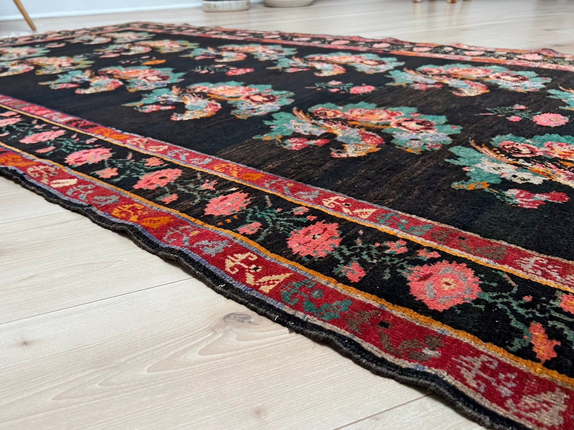 KARABAGH armenian vintage Scatter rug. Oriental rug shop san francisco bay area. Buy handmade wool rug online free shipping