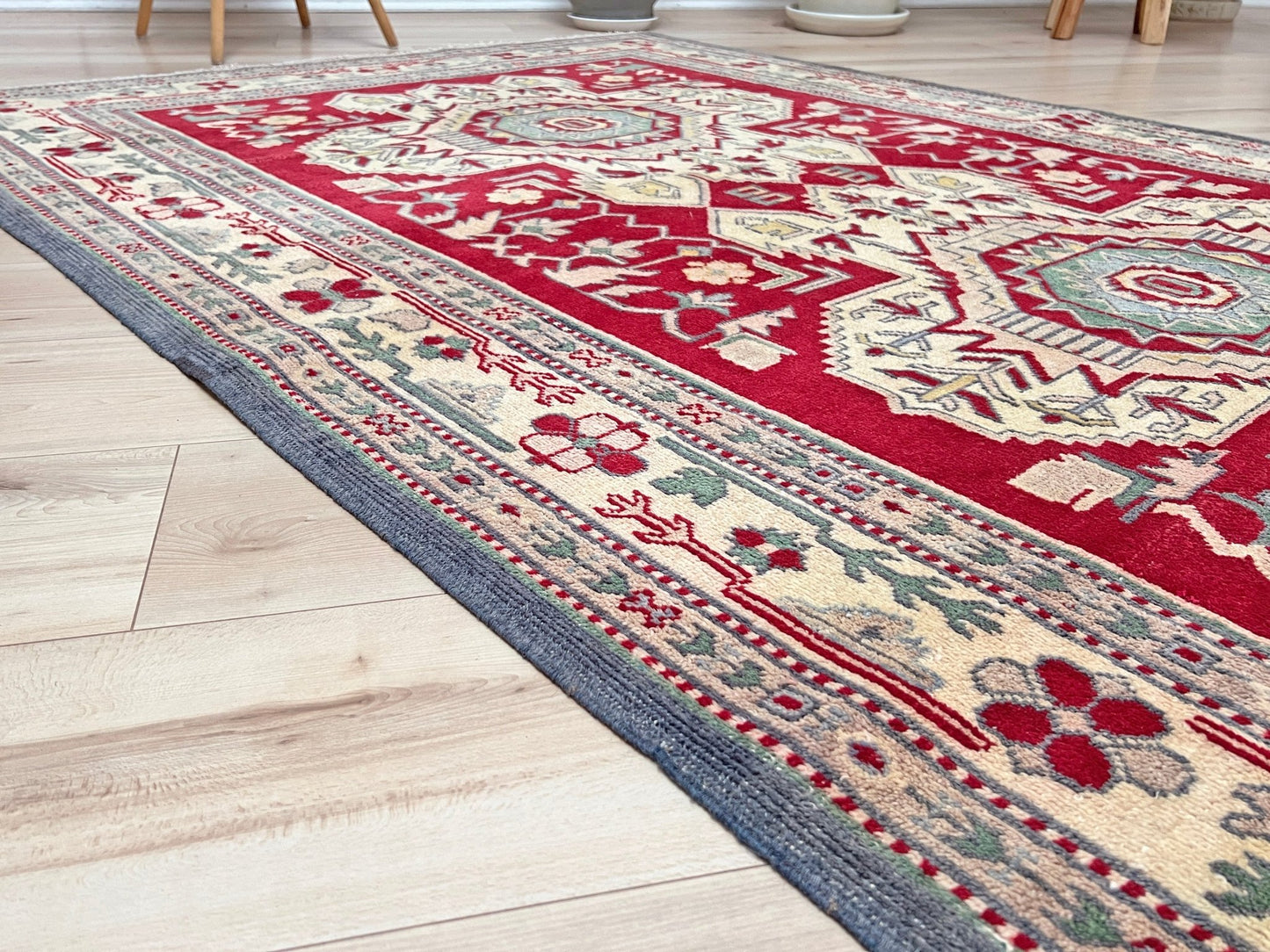 Vintage caucasian handmade rug. 5x7 scatter wool rug Oriental rug shop san francisco bay area. Buy vintage rug online