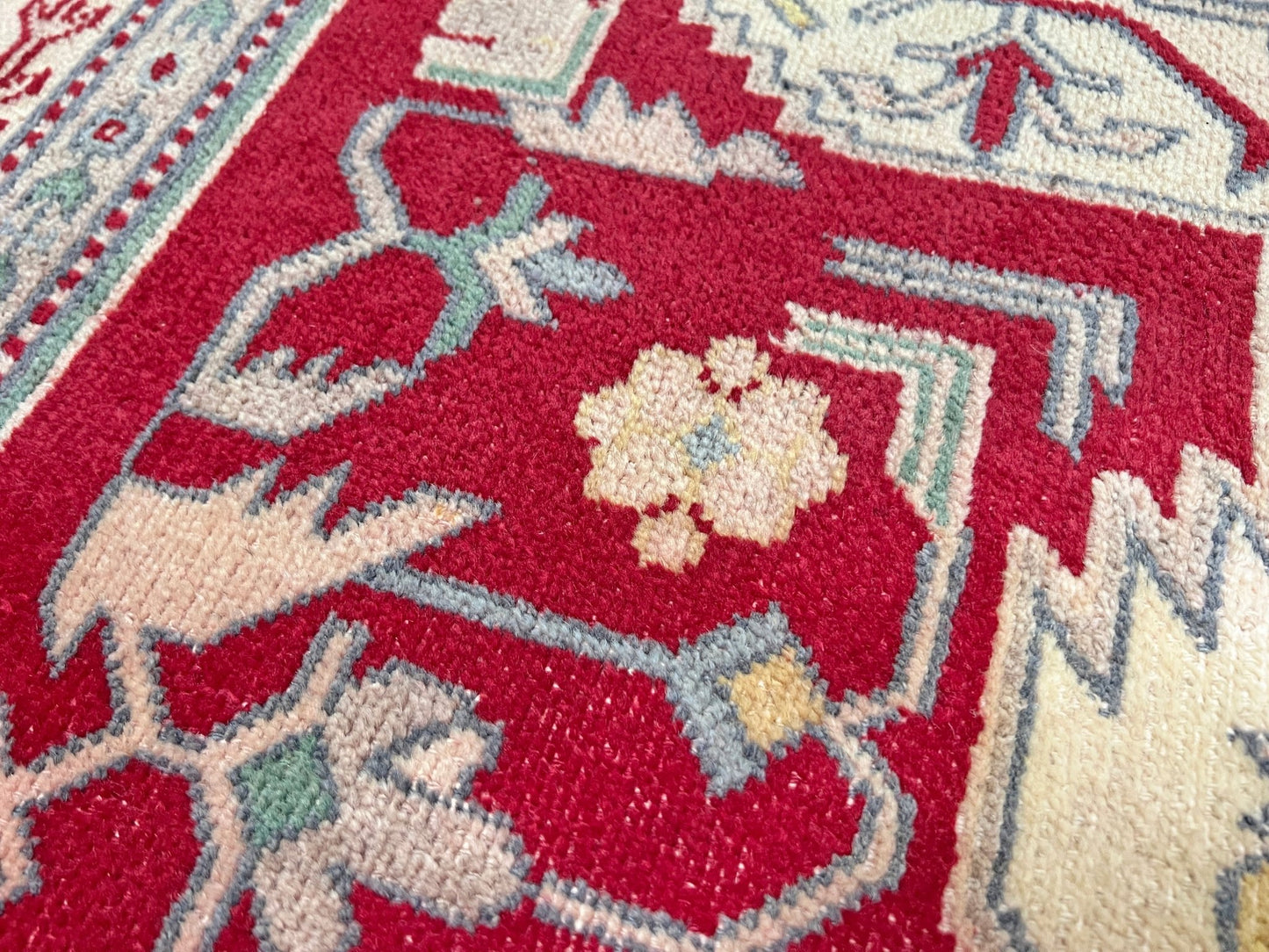 Vintage caucasian handmade rug. 5x7 scatter wool rug Oriental rug shop san francisco bay area. Buy vintage rug online