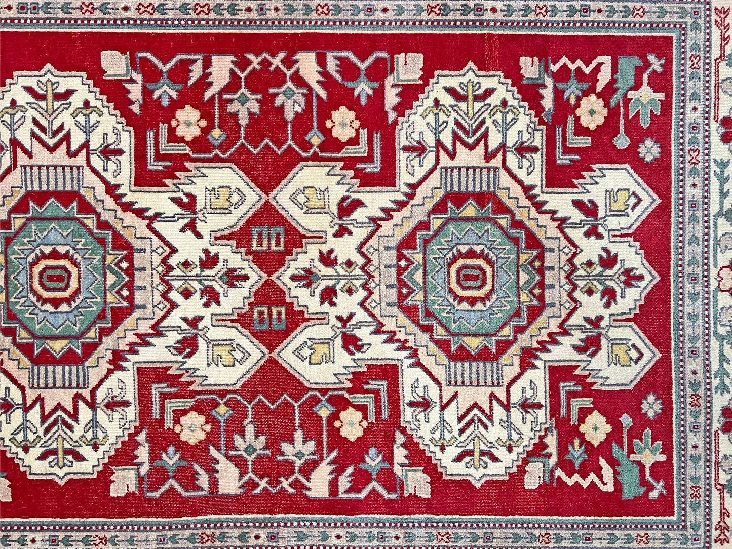 Vintage caucasian handmade rug. 5x7 scatter wool rug Oriental rug shop san francisco bay area. Buy vintage rug online