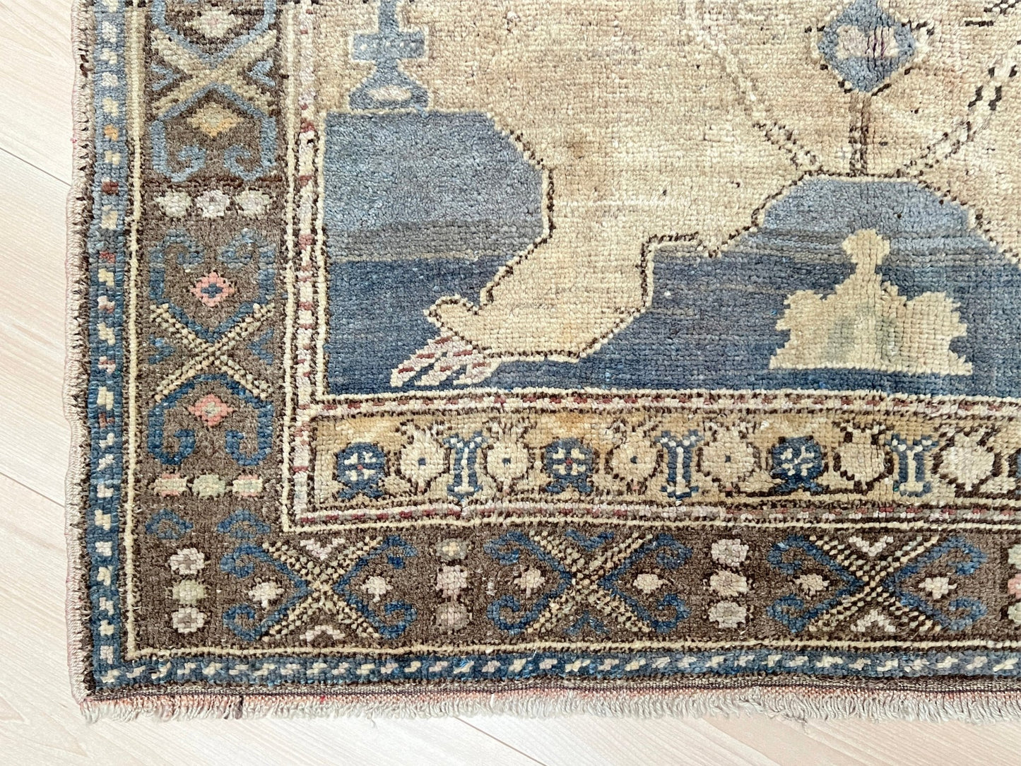 Konya muted Handmade wool small turkish rug shop san francisco bay area. Buy handmade rug online free shipping USA Canada.