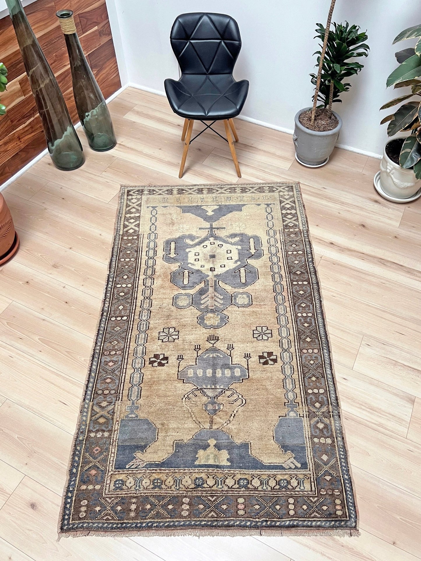 Konya muted Handmade wool small turkish rug shop san francisco bay area. Buy handmade rug online free shipping USA Canada.