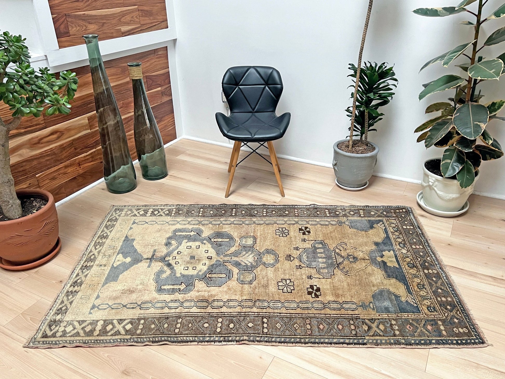 Konya muted Handmade wool small turkish rug shop san francisco bay area. Buy handmade rug online free shipping USA Canada.