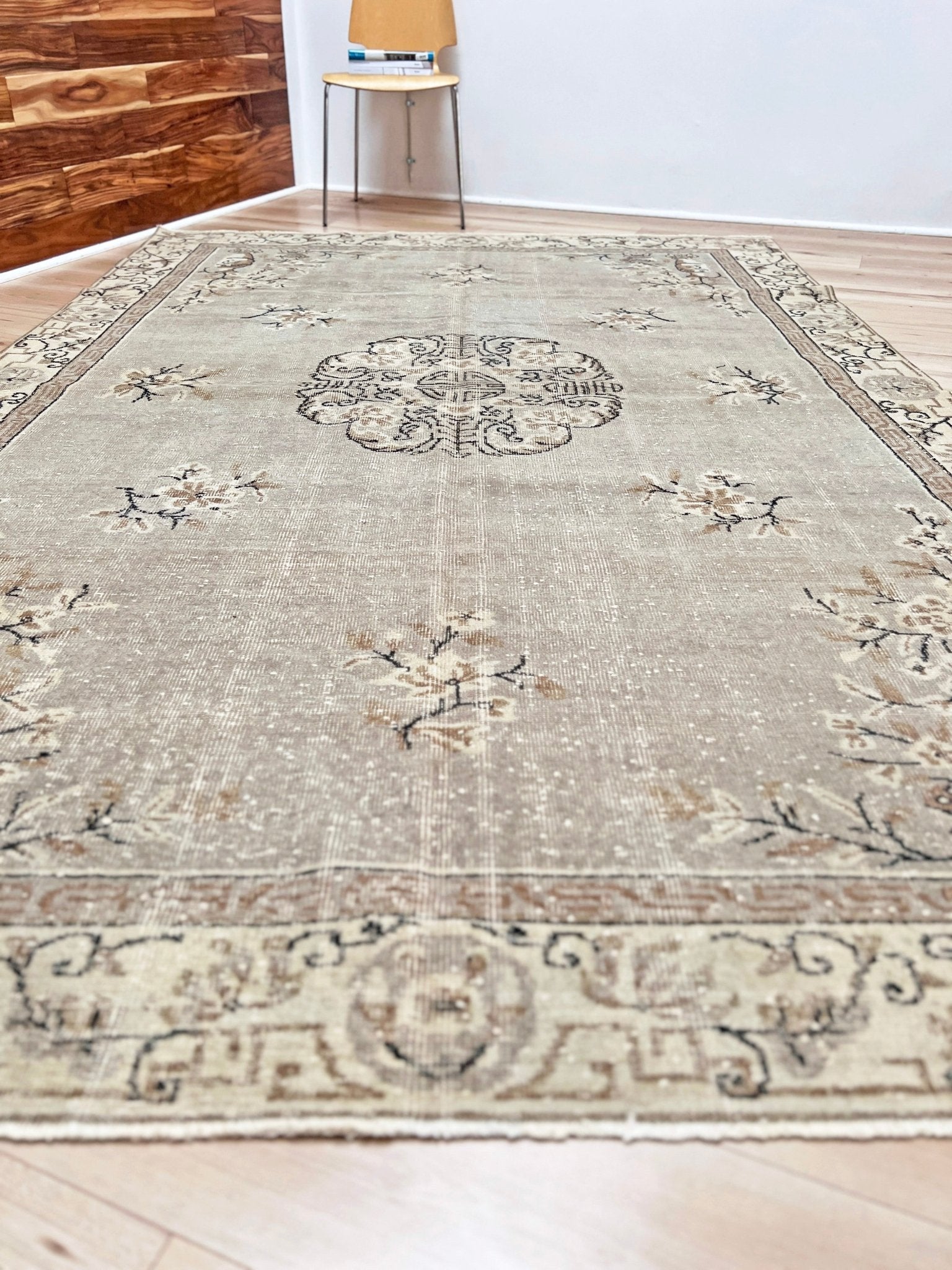 vintage muted Turkish rug shop san francisco bay area. Large distressed rug. Home decor shop. Buy handmade rug online