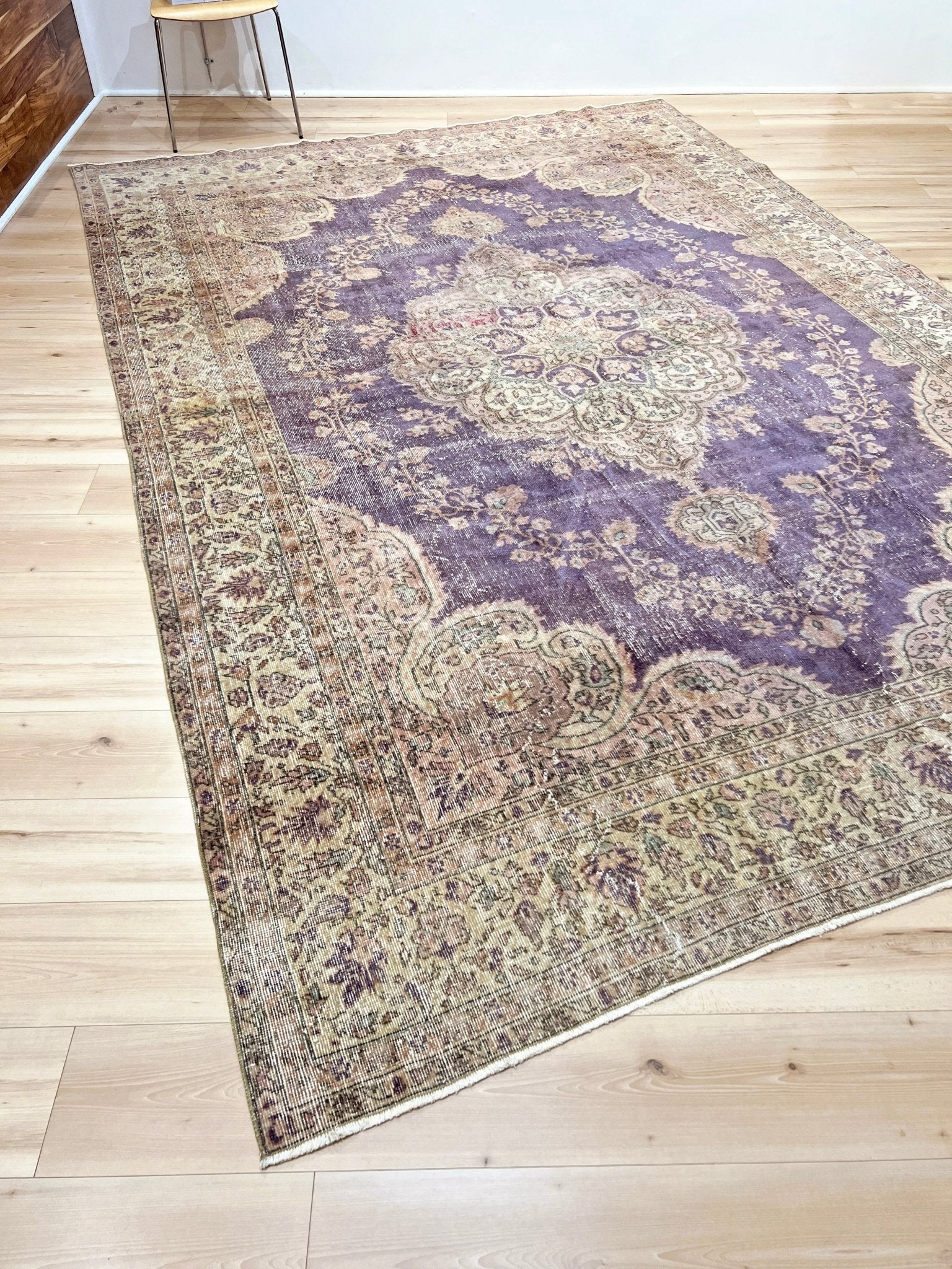 Muted distressed Vintage Turkish Rug shop san francisco bay area. Buy Oriental rug shop online rug shopping free shipping