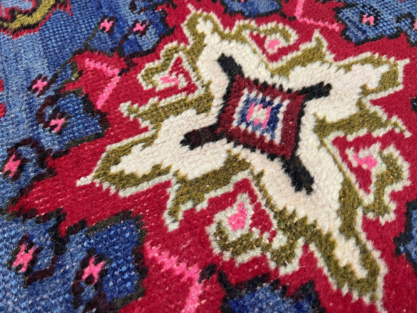 Maden vintage small turkish rug shop san francisco bay area. 3x5 handmade wool rug. Buy handmade rug online free shipping