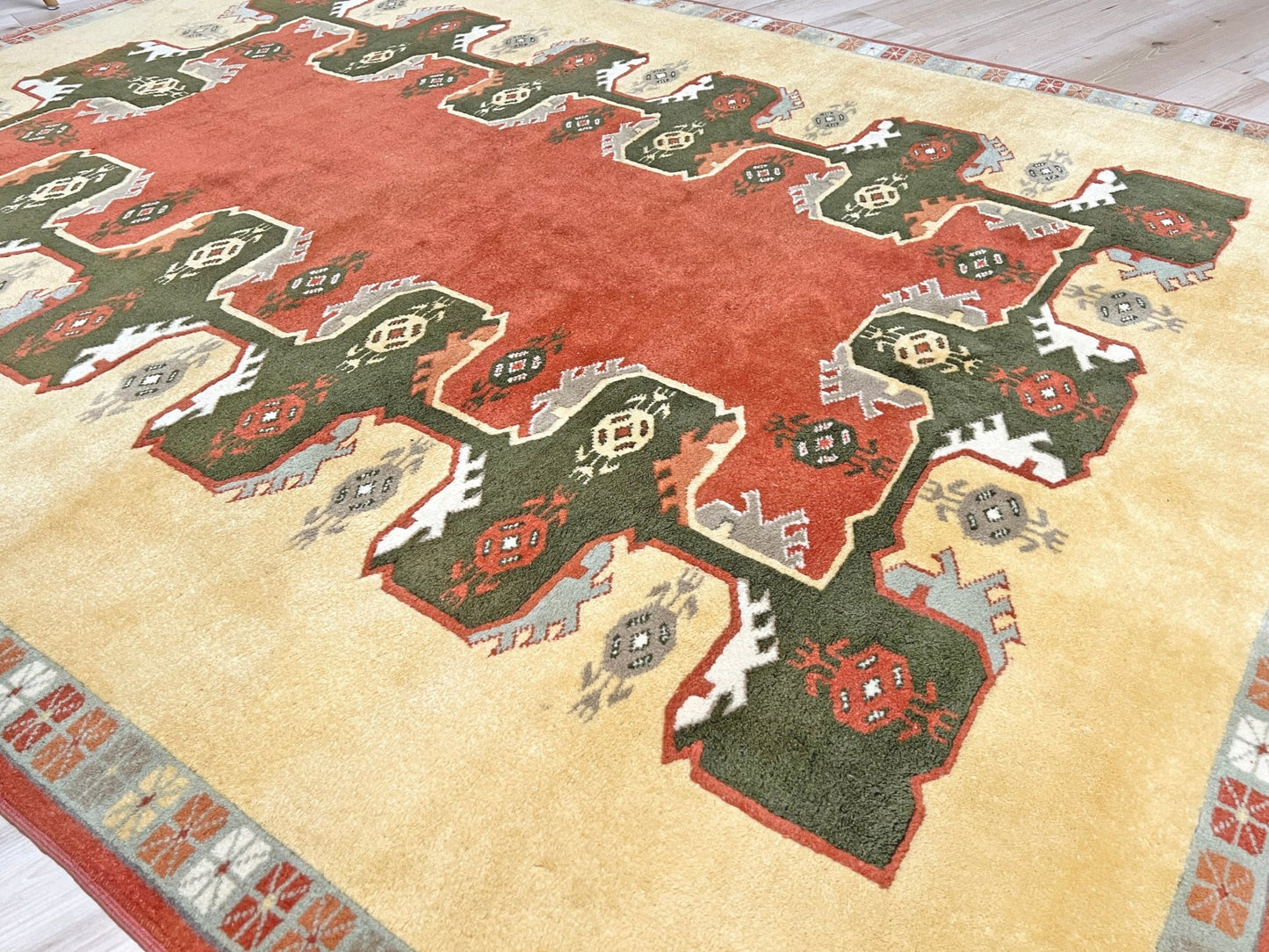 Konya Turkish Soft Rug. Vintage Rug Shop San Francisco Bay Area. Buy handmade wool rug  online free shipping USA and Canada.