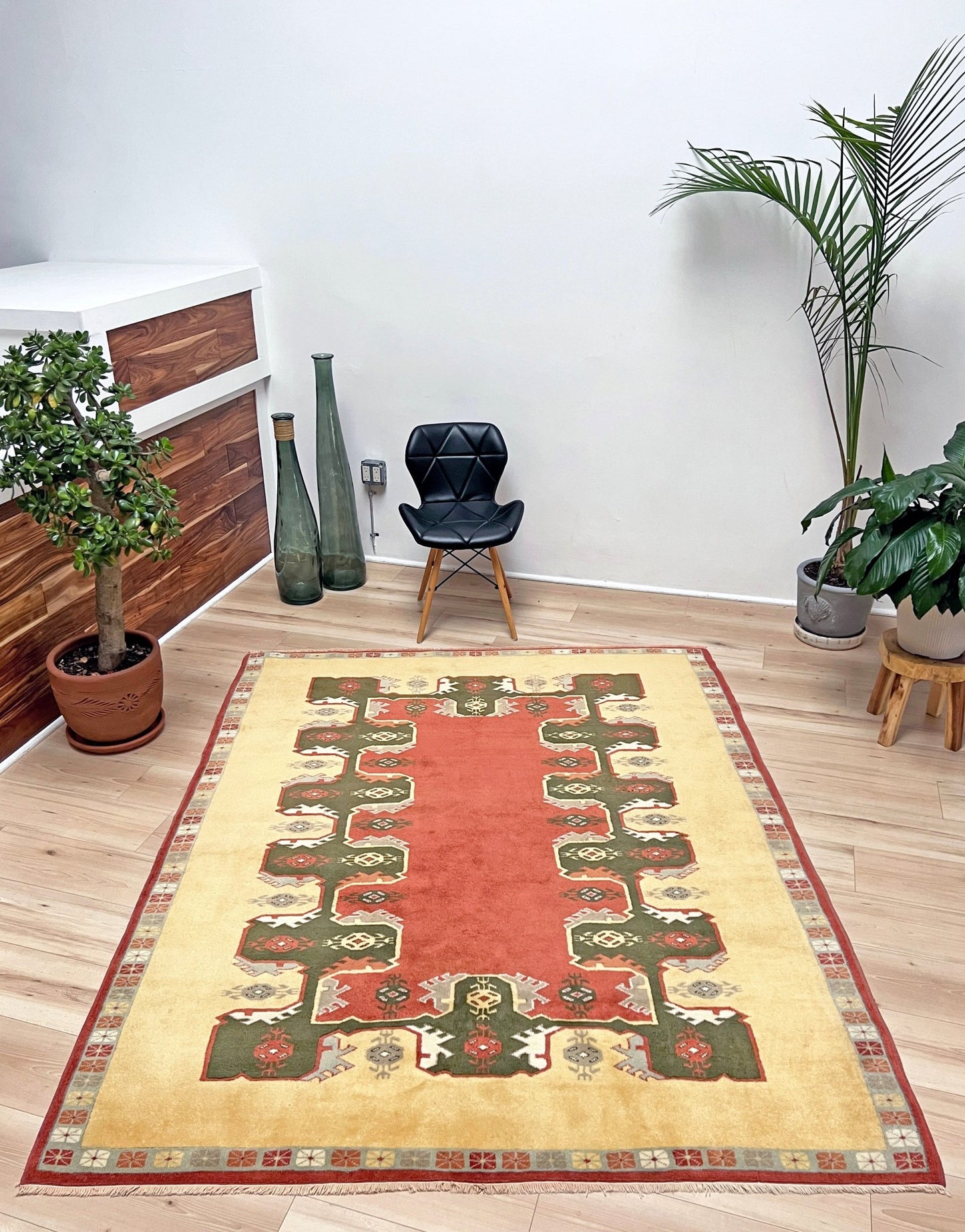 Konya Turkish Soft Rug. Vintage Rug Shop San Francisco Bay Area. Buy handmade wool rug  online free shipping USA and Canada.