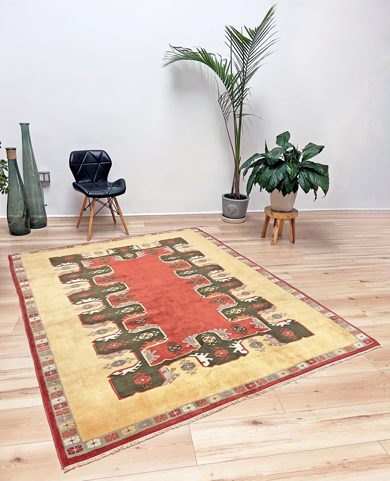 Konya Turkish Soft Rug. Vintage Rug Shop San Francisco Bay Area. Buy handmade wool rug  online free shipping USA and Canada.