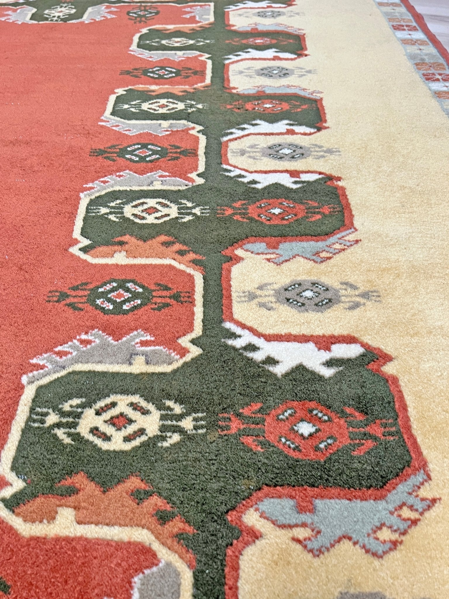 Konya Turkish Soft Rug. Vintage Rug Shop San Francisco Bay Area. Buy handmade wool rug  online free shipping USA and Canada.