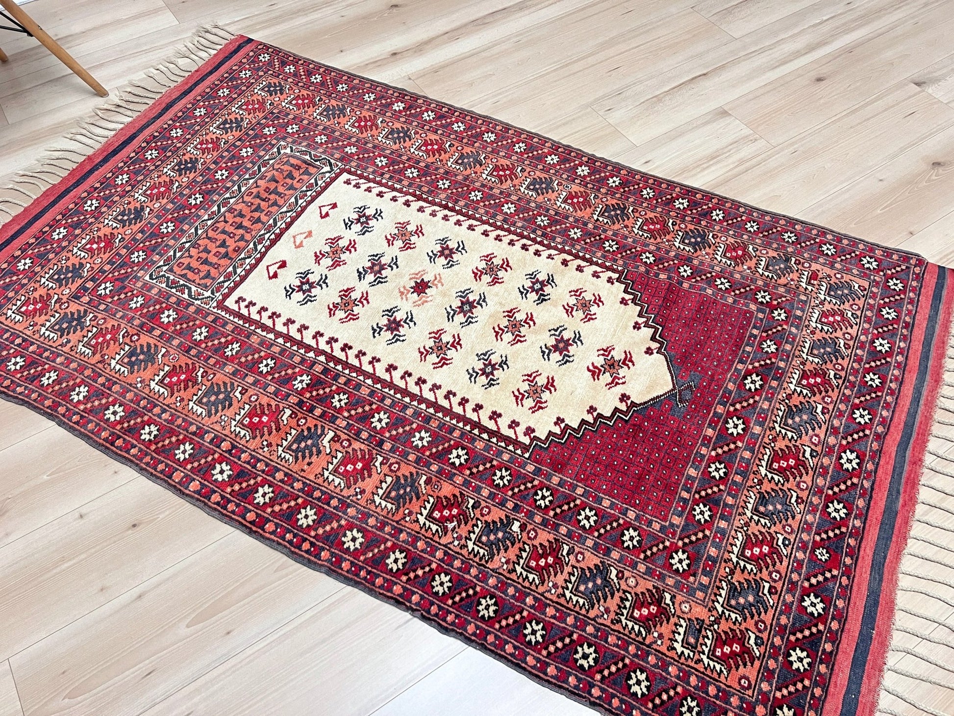 Yagcibedir vintage turkish prayer rug. Small 3x5 handmade wool rug rug shop san francisco bay area. Buy handmade rug online