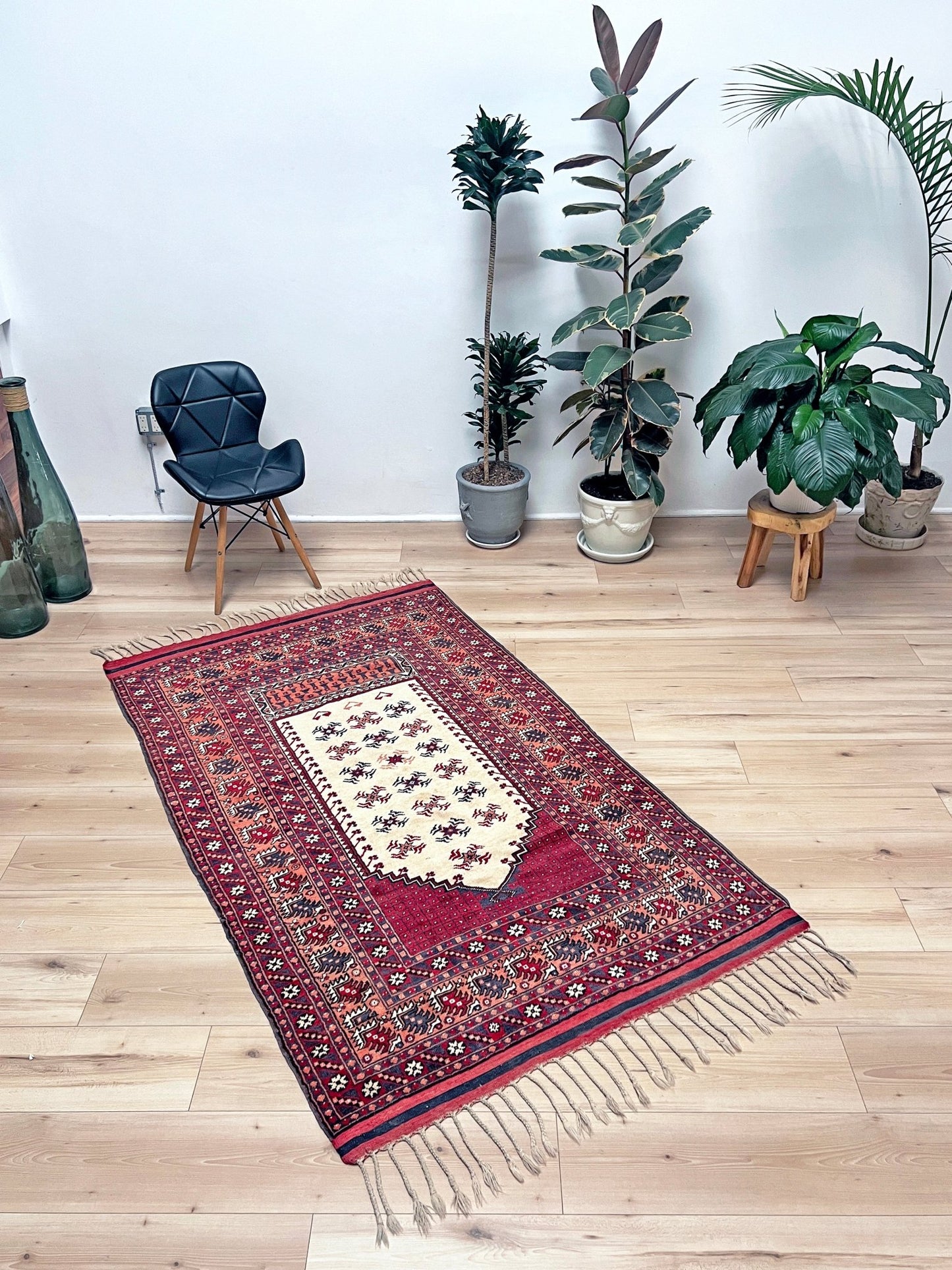 Yagcibedir vintage turkish prayer rug. Small 3x5 handmade wool rug rug shop san francisco bay area. Buy handmade rug online