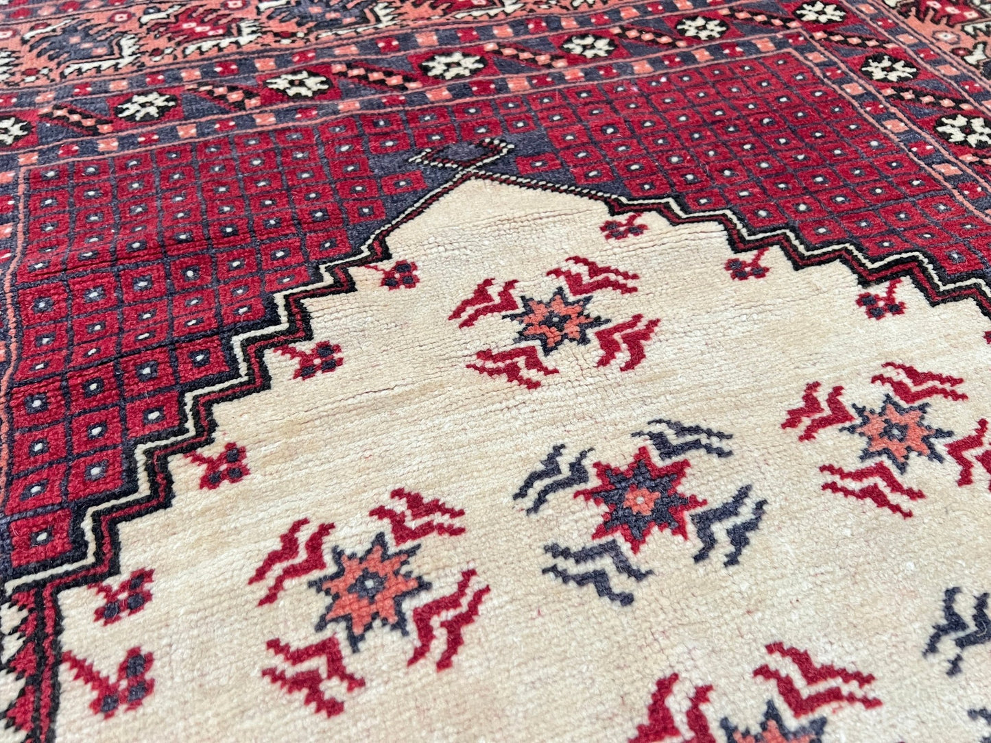 Yagcibedir vintage turkish prayer rug. Small 3x5 handmade wool rug rug shop san francisco bay area. Buy handmade rug online