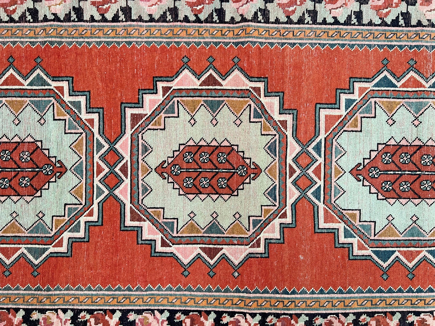 derbend karabagh caucasian rug. Oriental rug shop San Francisco Bay Area. Wide runner handmade wool rug. Buy rug online