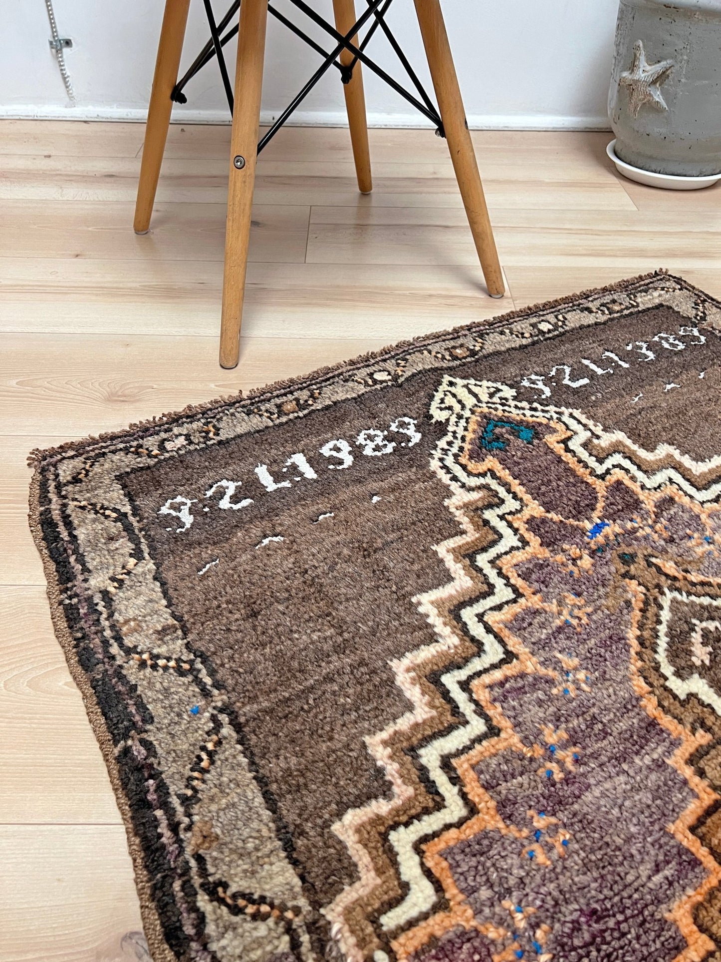 Kars Wool vintage turkish mini rug. Handmade turkish rug shop san francisco bay area. Buy handmade wool rug online