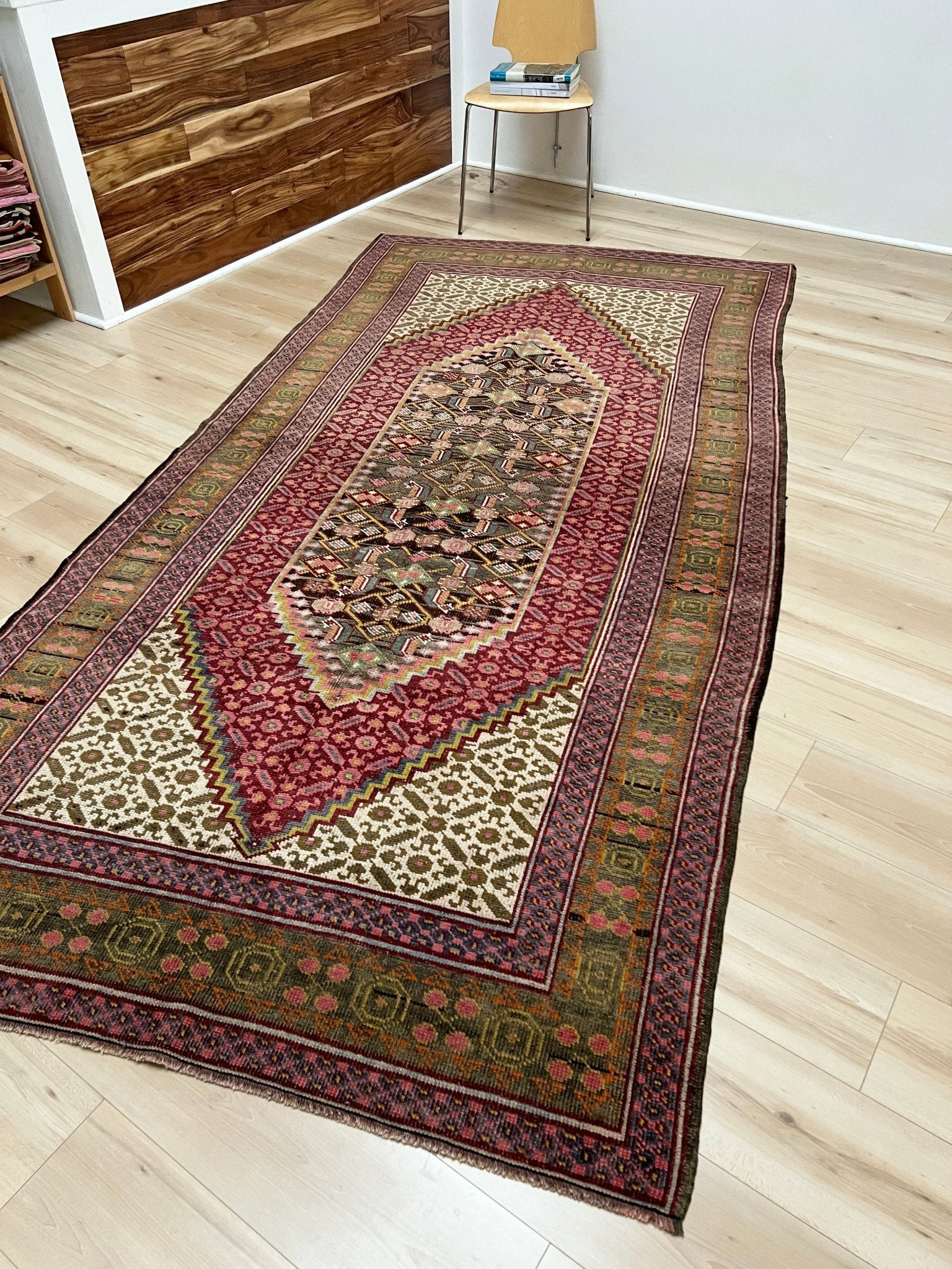 Senneh handmade Persian Rug Wide Runner. Oriental rug shop san francisco bay area. Buy wool carpet oriental rug online