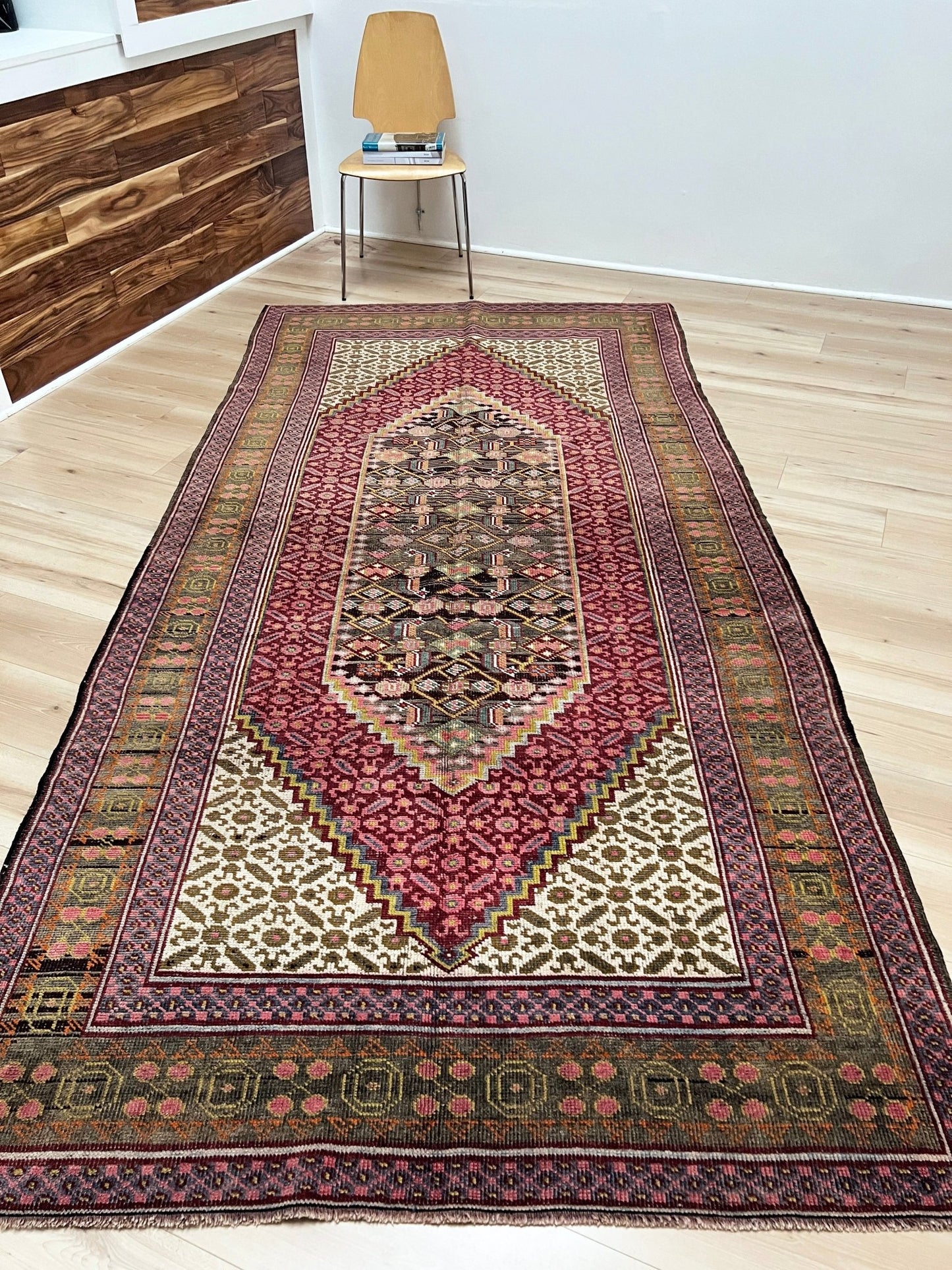 Senneh handmade Persian Rug Wide Runner. Oriental rug shop san francisco bay area. Buy wool carpet oriental rug online