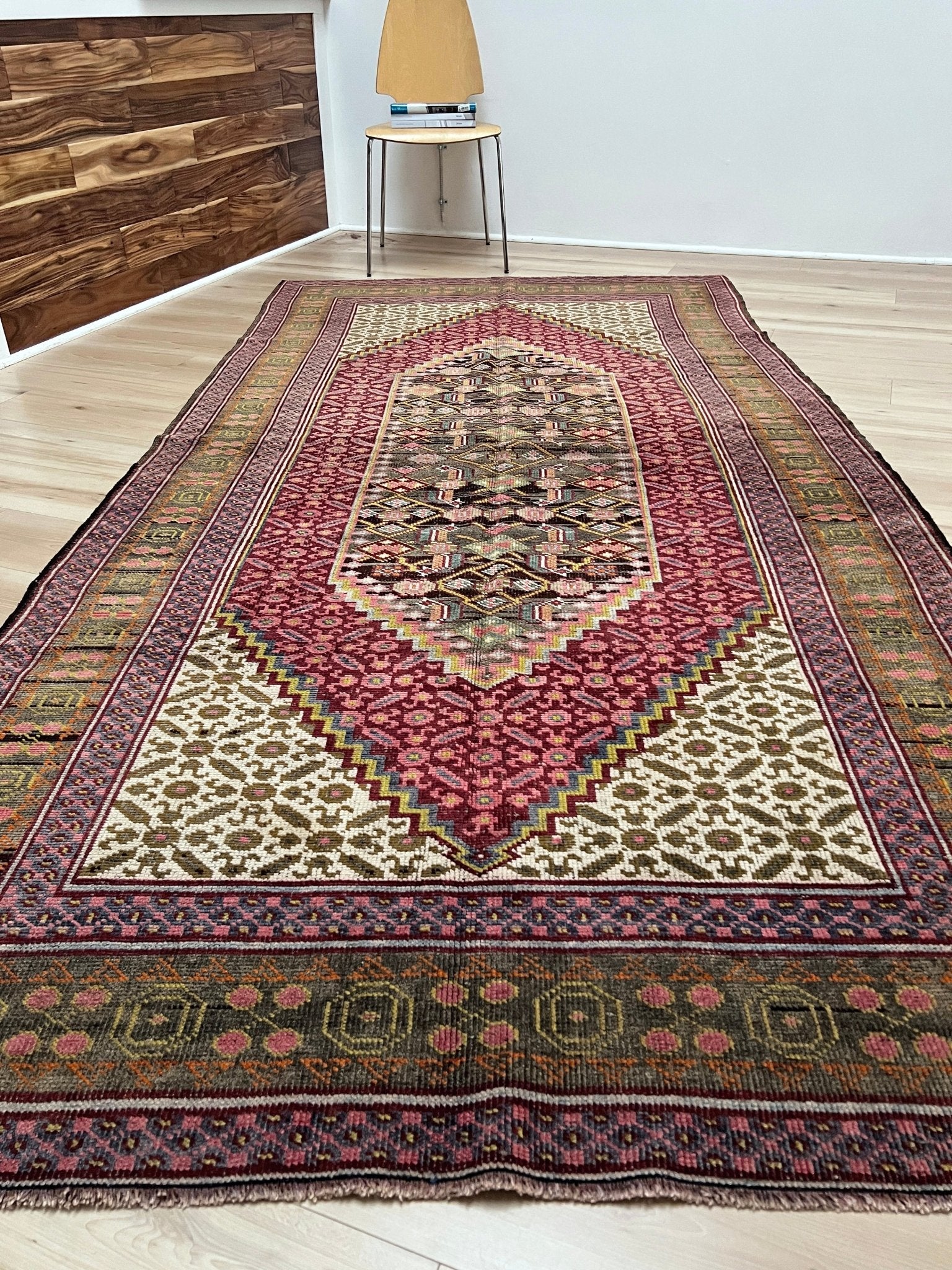 Senneh handmade Persian Rug Wide Runner. Oriental rug shop san francisco bay area. Buy wool carpet oriental rug online