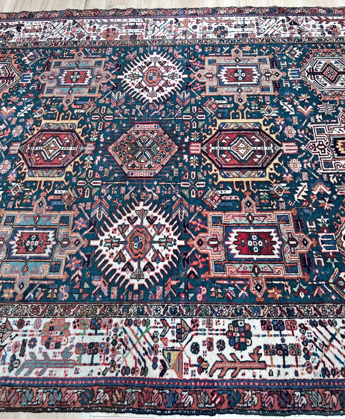 large karadja heriz persian aera rug. Oriental rug shop san francisco bay area. Buy handmade wool vintage rug online