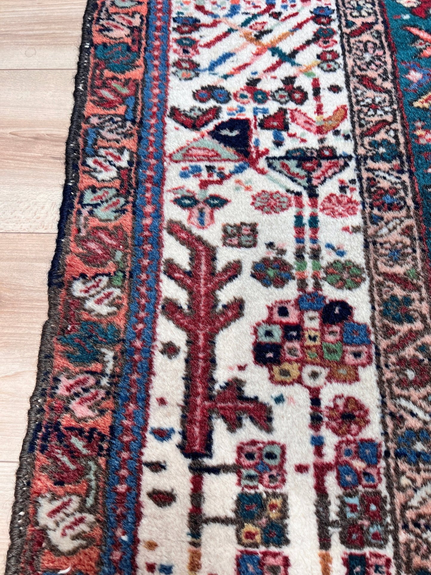 large karadja heriz persian aera rug. Oriental rug shop san francisco bay area. Buy handmade wool vintage rug online