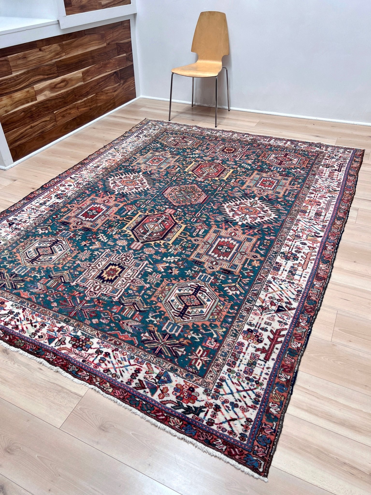 large karadja heriz persian aera rug. Oriental rug shop san francisco bay area. Buy handmade wool vintage rug online