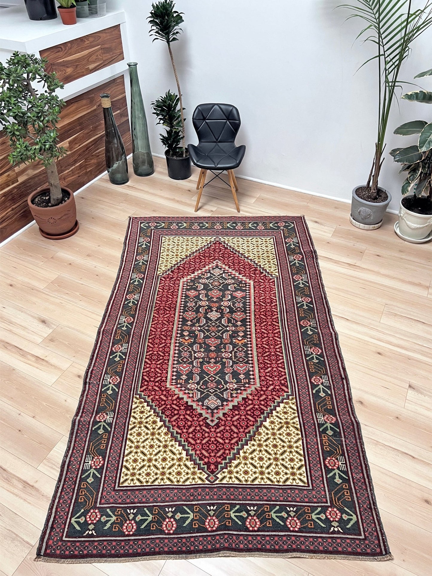 Senneh handmade Persian Rug Wide Runner. Oriental rug shop san francisco bay area. Buy wool carpet oriental rug online