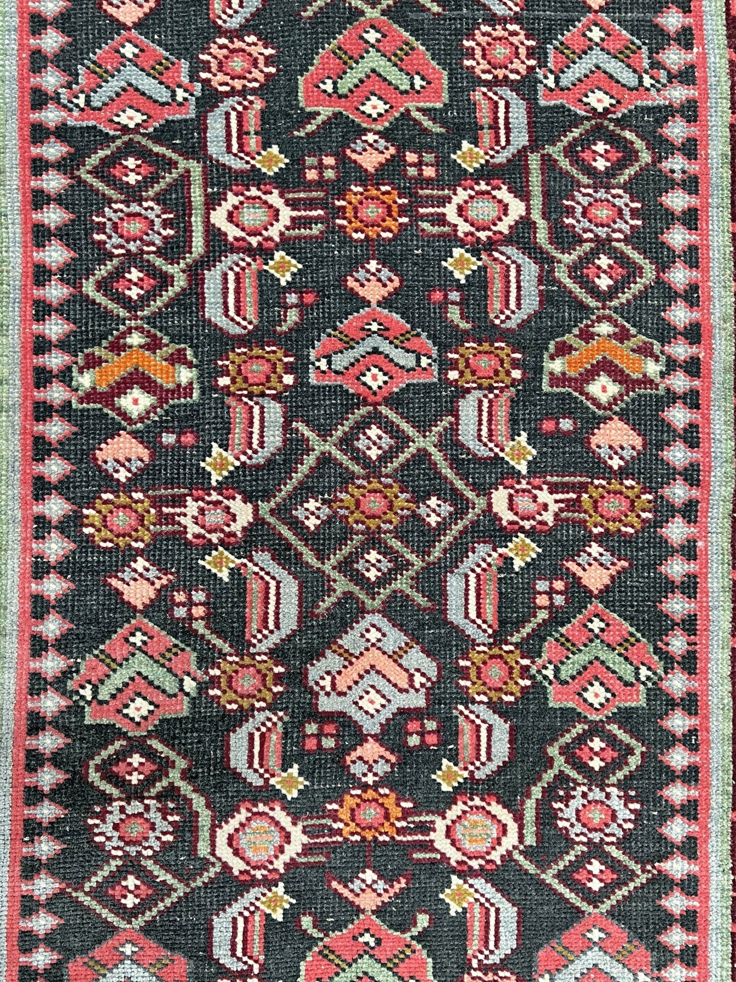 Senneh handmade Persian Rug Wide Runner. Oriental rug shop san francisco bay area. Buy wool carpet oriental rug online