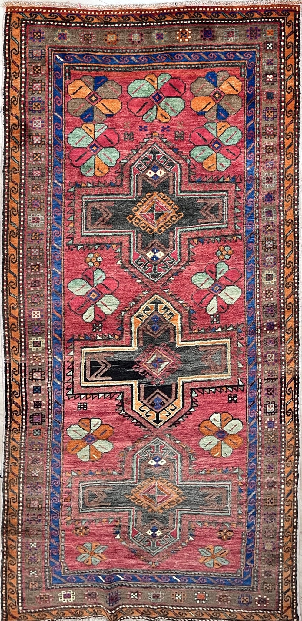 Derbend caucasian rug. Handmade wide runner rug. Oriental rug shop San Francisco Bay Area. Buy wool rug online