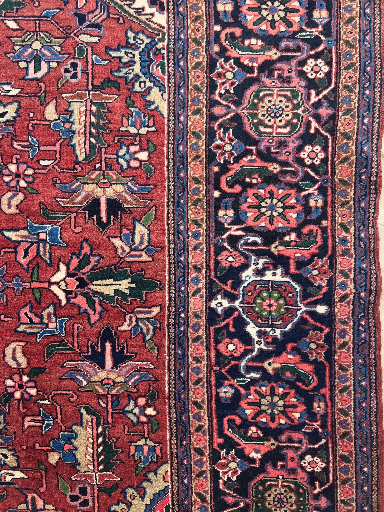 Large heriz vintage persian area rug Oriental rug shop San francisco bay area. Buy rug shop online free shipping