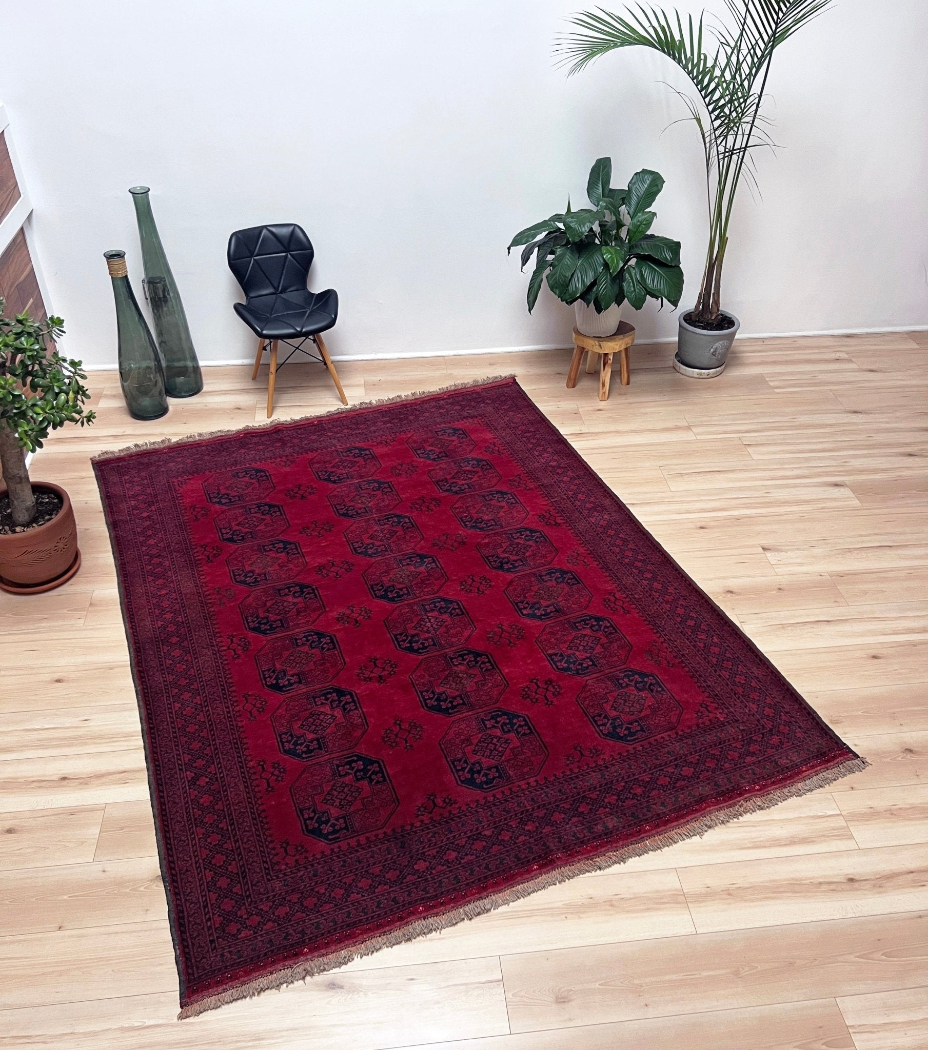 Ersari elephant foot turkmen rug. Oriental rug shop san francisco bay area. 6x8 burgundy rug. Buy handmade rug online