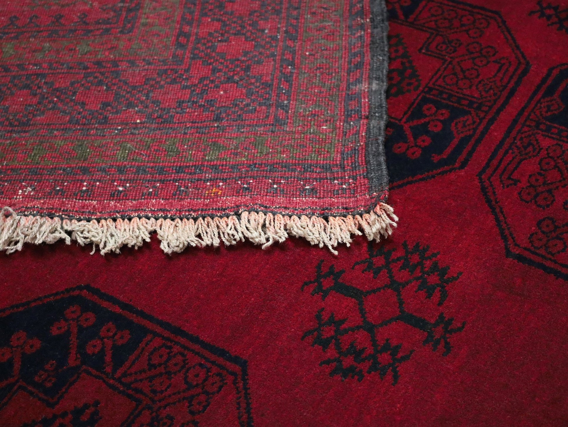 Ersari elephant foot turkmen rug. Oriental rug shop san francisco bay area. 6x8 burgundy rug. Buy handmade rug online