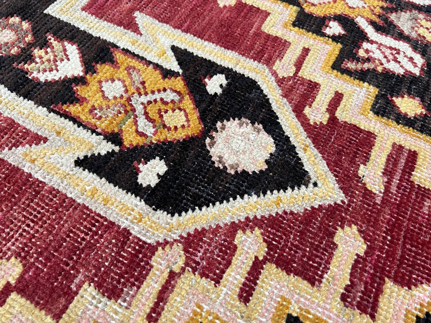 Derbend Caucasian 4x6 ft small Scatter handmade rug. Oriental rug shop San francisco bay area. Buy rug online free shipping