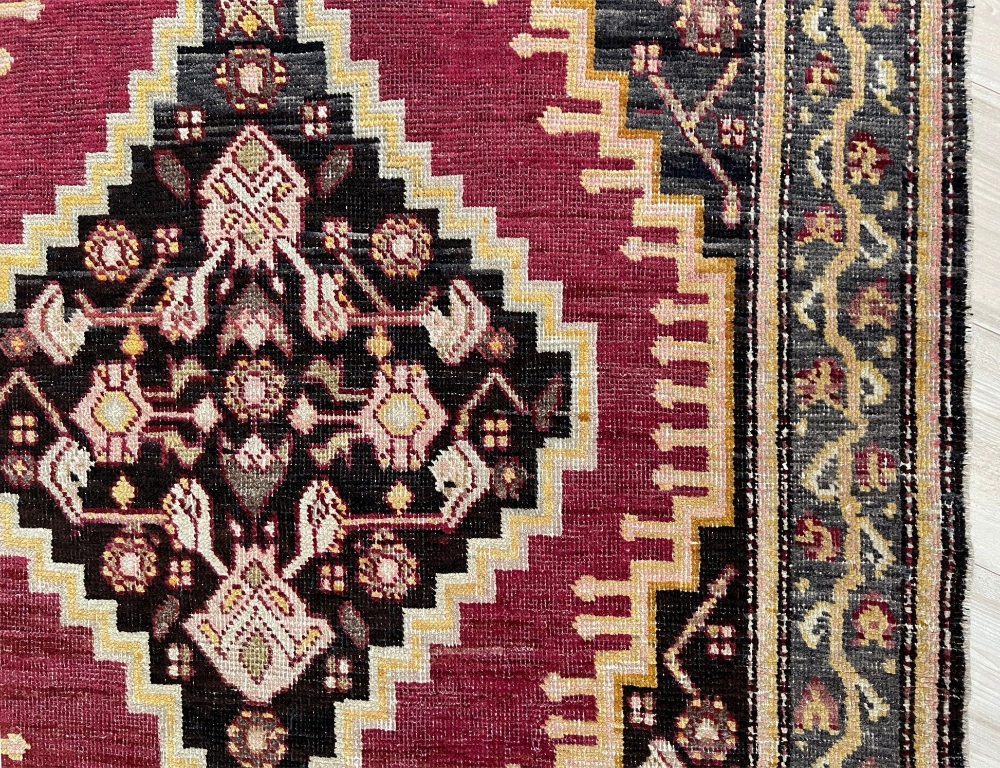 Derbend Caucasian 4x6 ft small Scatter handmade rug. Oriental rug shop San francisco bay area. Buy rug online free shipping