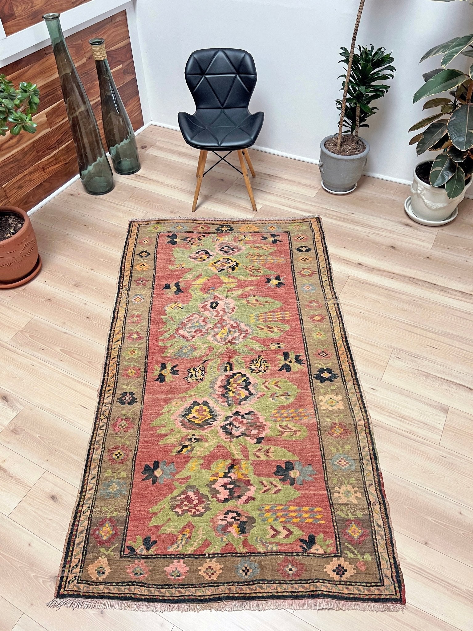 Karabagh Caucasian 4x6 vintage small wool rug. Oriental rug shop san francisco bay area. Buy handmade wool rug online