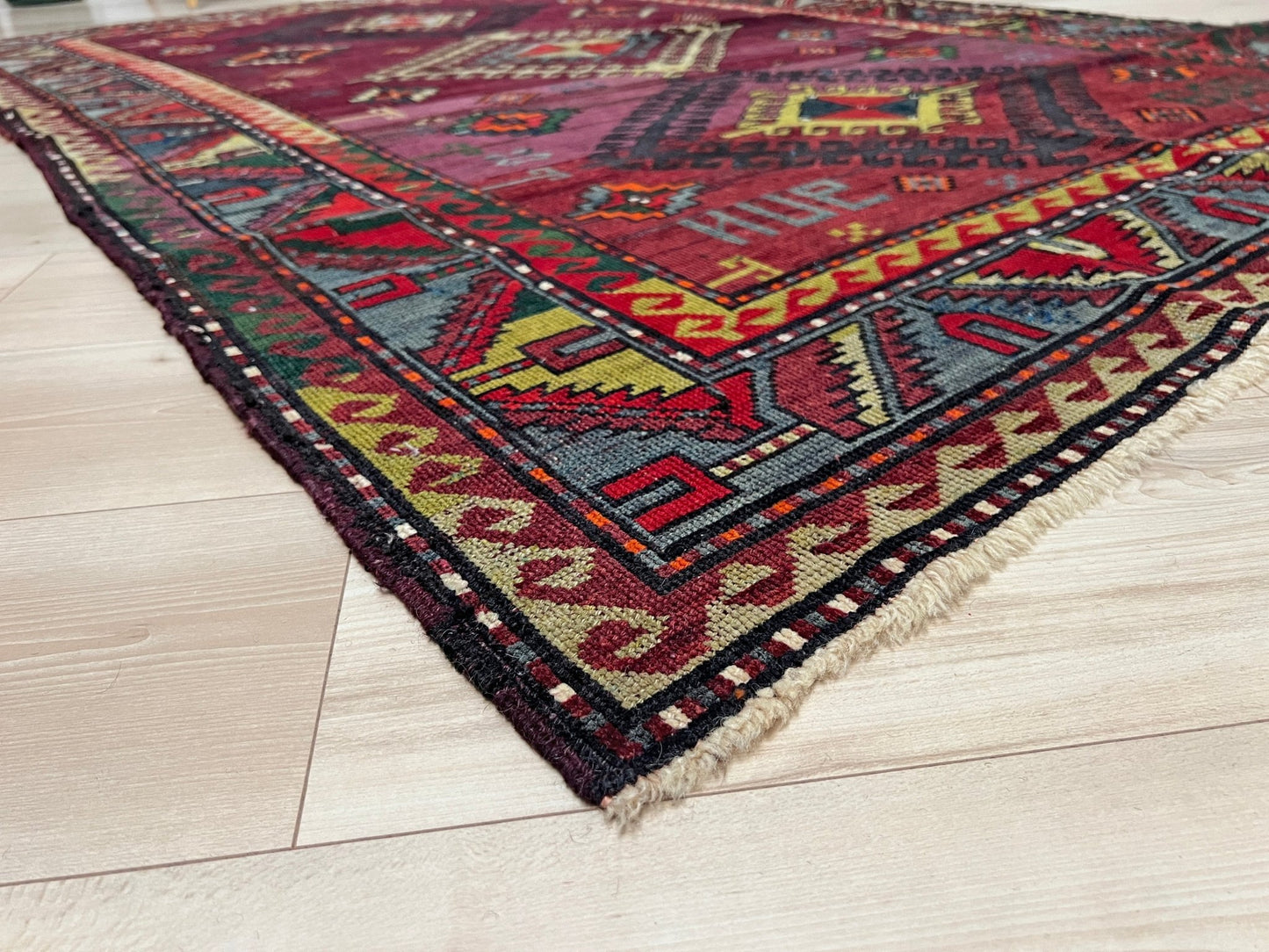 kazak caucasian vintage rug shop San francisco bay area. Rug store berkeley, palo alto. Buy handmade wool rug online