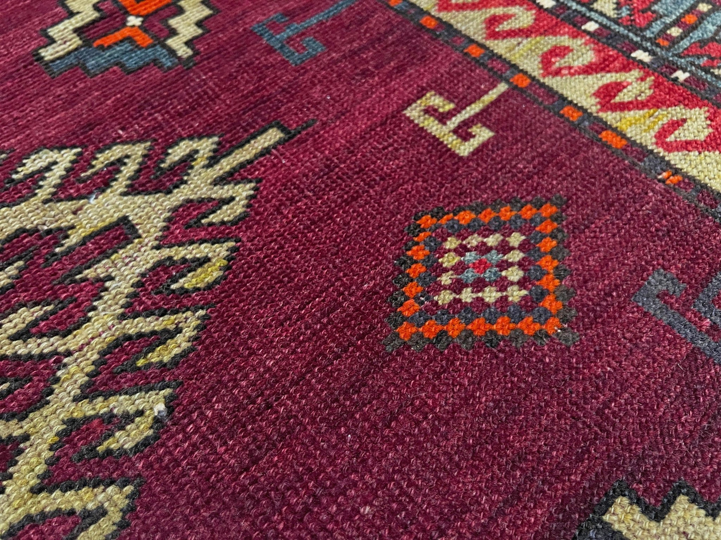 kazak caucasian vintage rug shop San francisco bay area. Rug store berkeley, palo alto. Buy handmade wool rug online