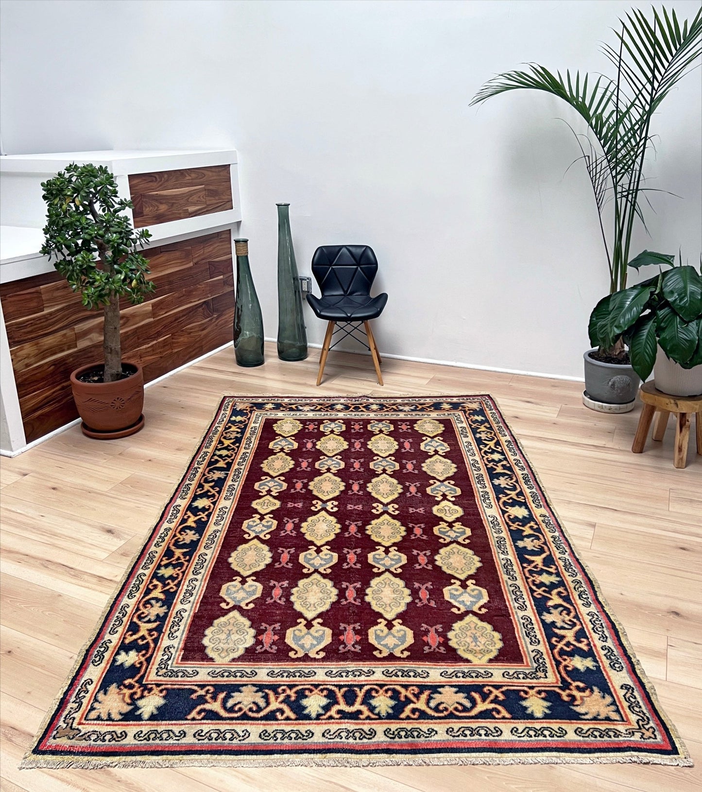 Small wool Rug for living room bedroom study dining. Vintage rug shop san francisco bay area. Buy handmade rug online