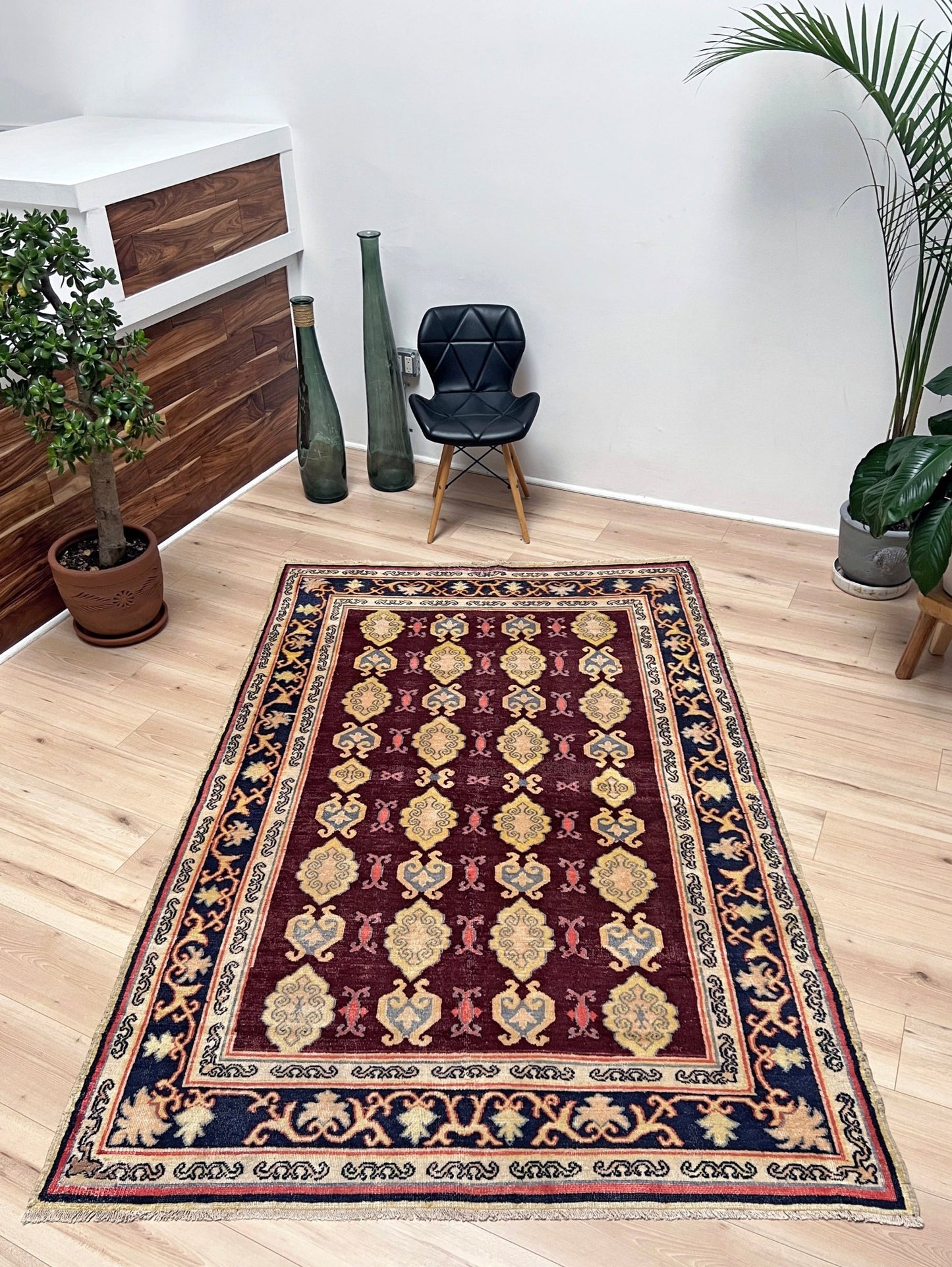 Small wool Rug for living room bedroom study dining. Vintage rug shop san francisco bay area. Buy handmade rug online